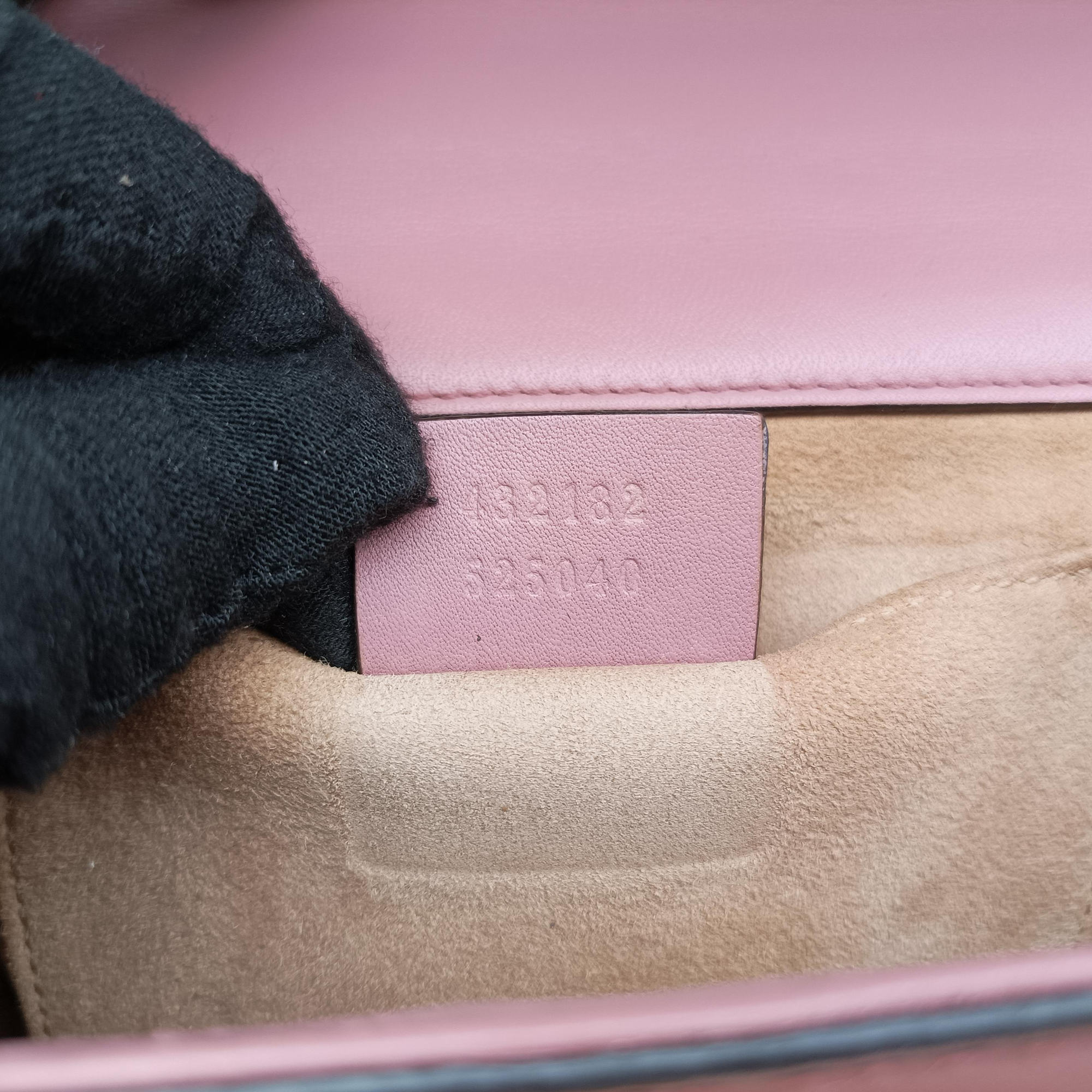 Pre-owned Gucci Padlock Pink Leather 432182 shoulderbag | stylenewstar