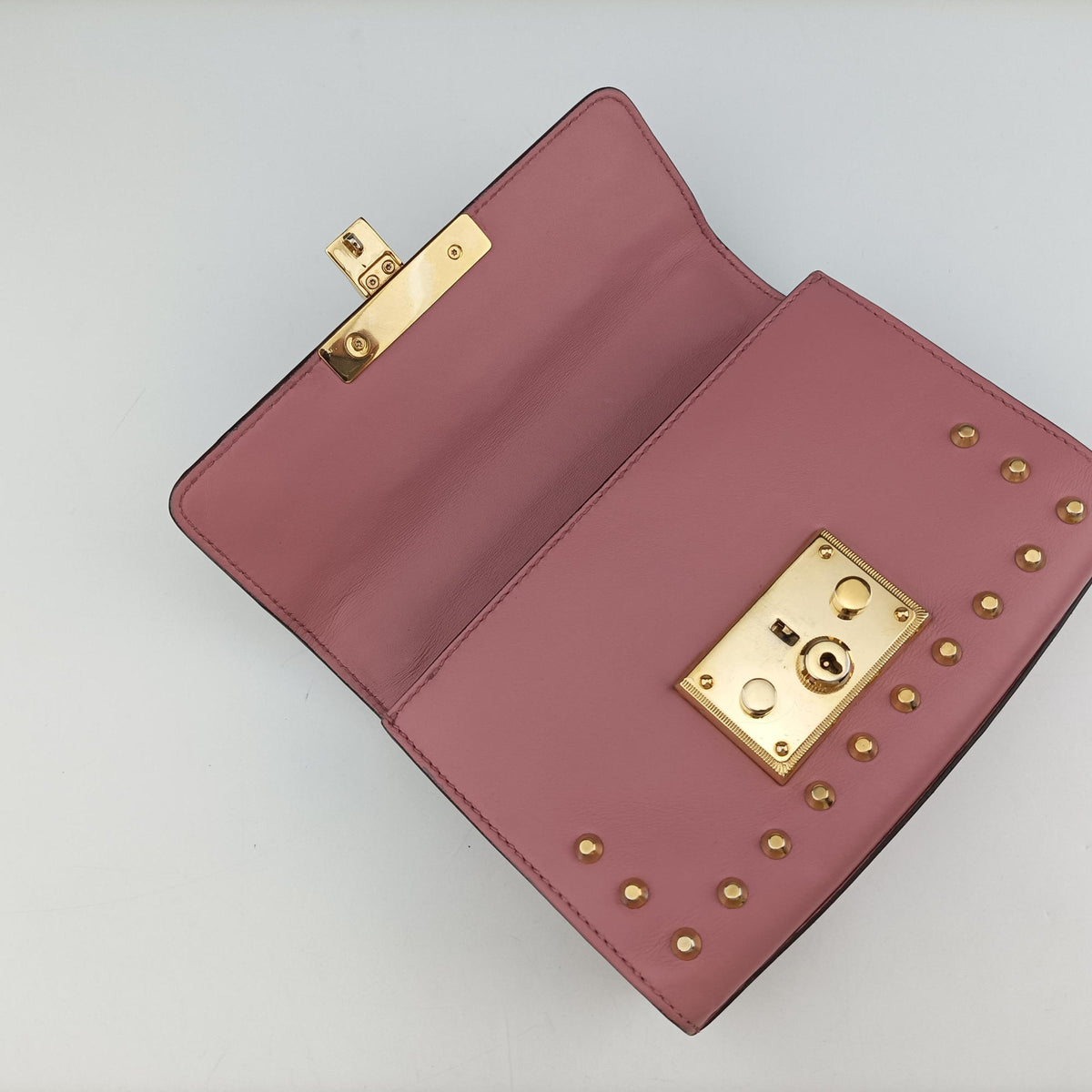 Pre-owned Gucci Padlock Pink Leather 432182 shoulderbag | stylenewstar
