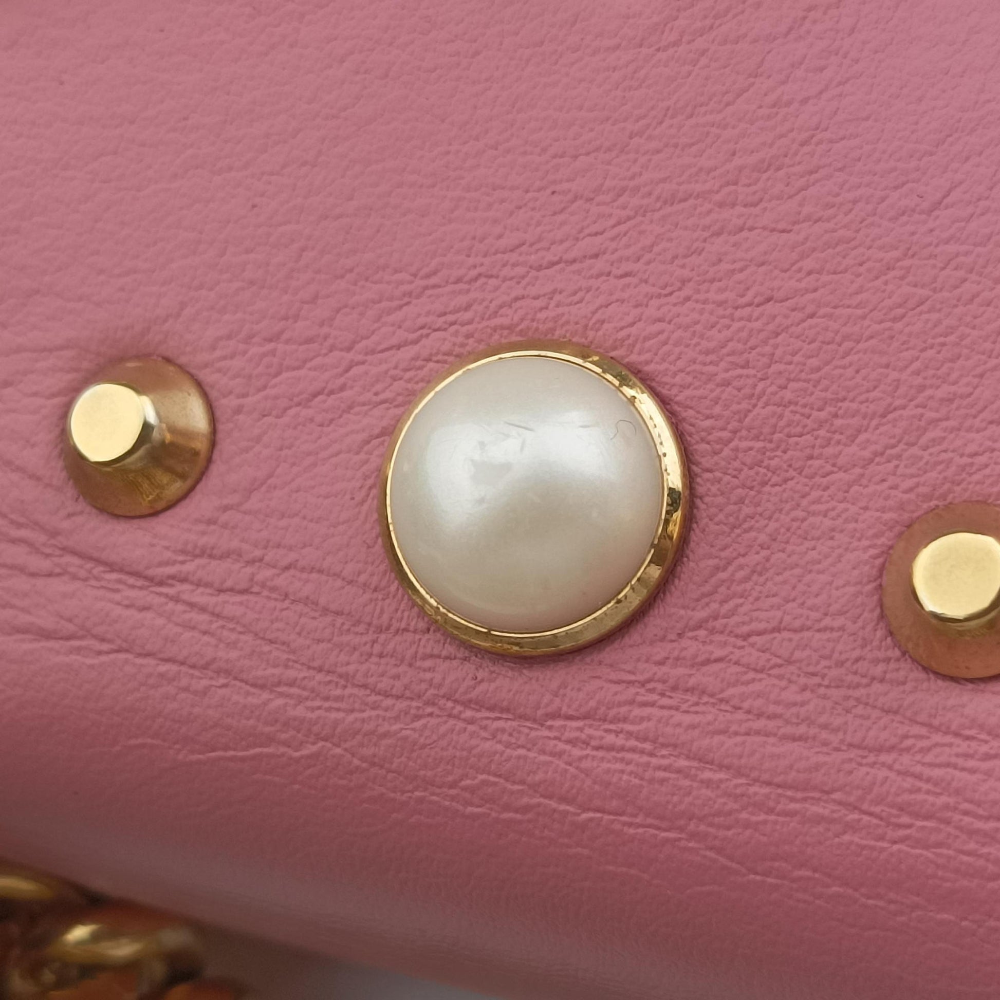 Pre-owned Gucci Padlock Pink Leather 432182 shoulderbag | stylenewstar