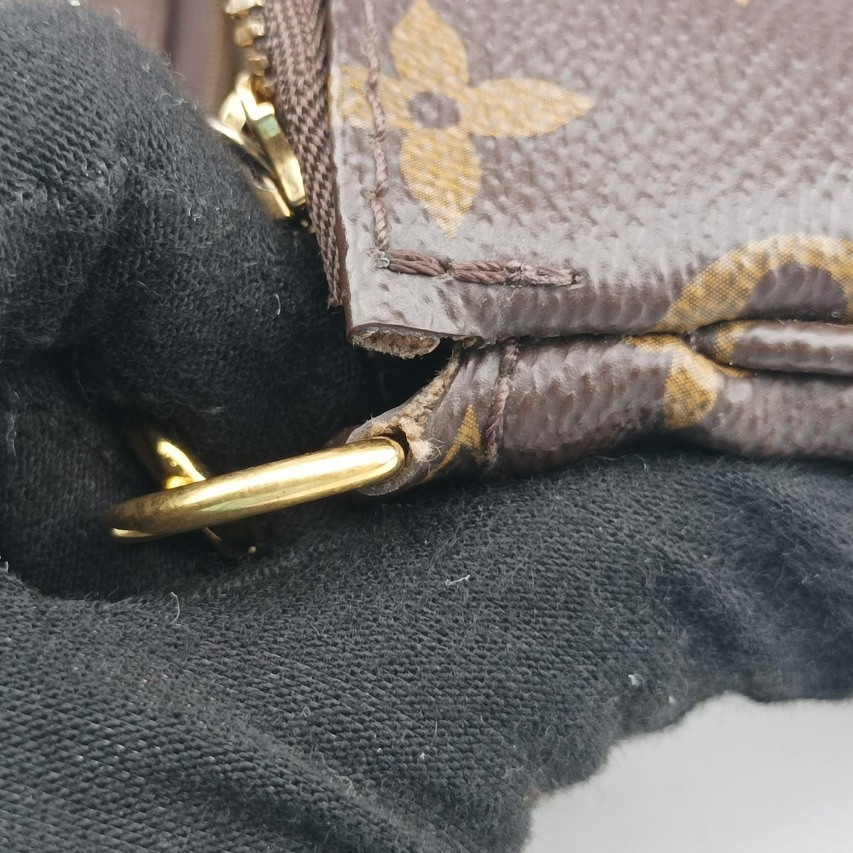 Pre-owned Louis Vuitton Multi Pochette Accessoir brown×khaki Monogram Canvas M44813 shoulderbag | stylenewstar