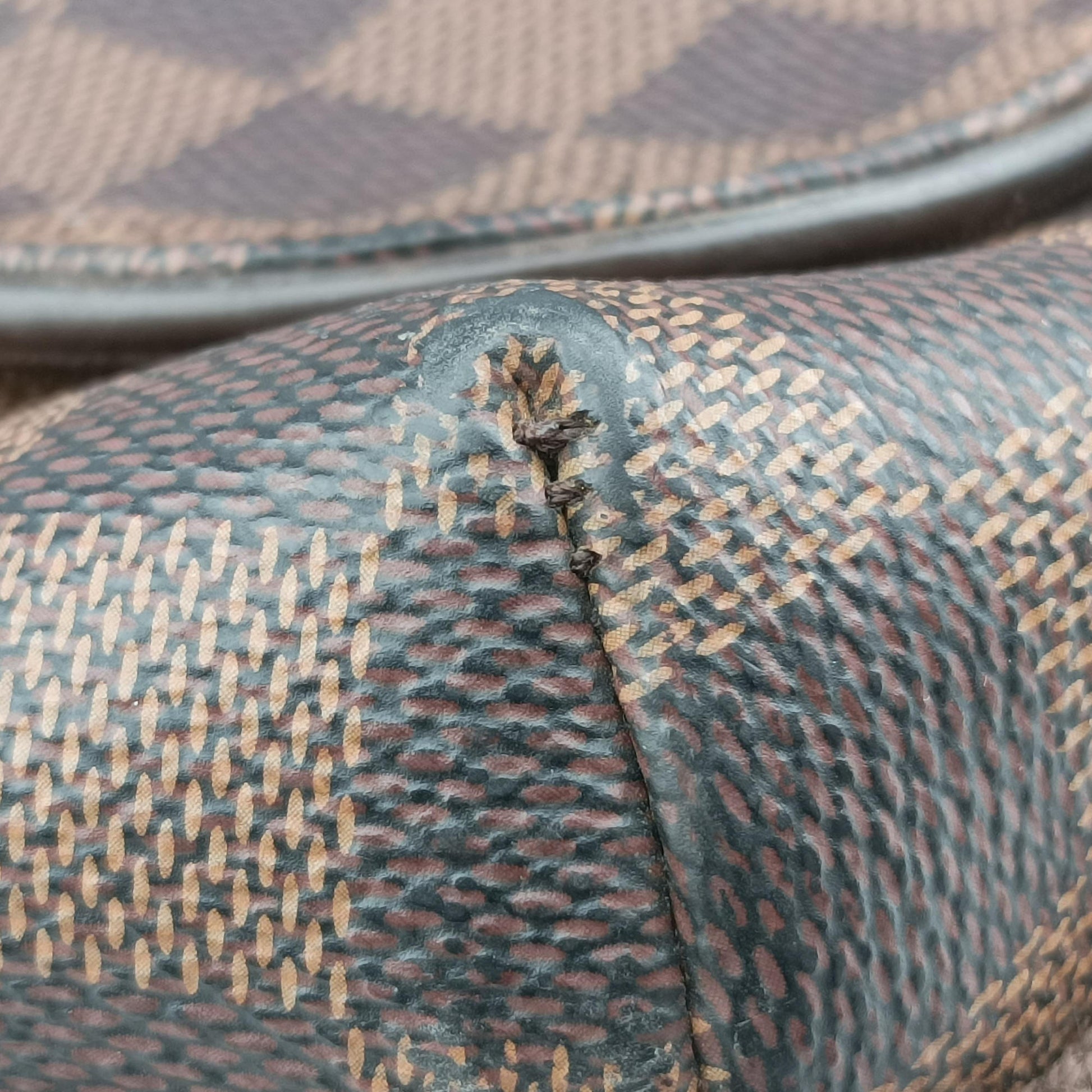 BROOKLYN MM EBENE Damier Canvas N51211 SR3099ブルックリンMM エベヌ ダミエキャンバス N51211 SR3099