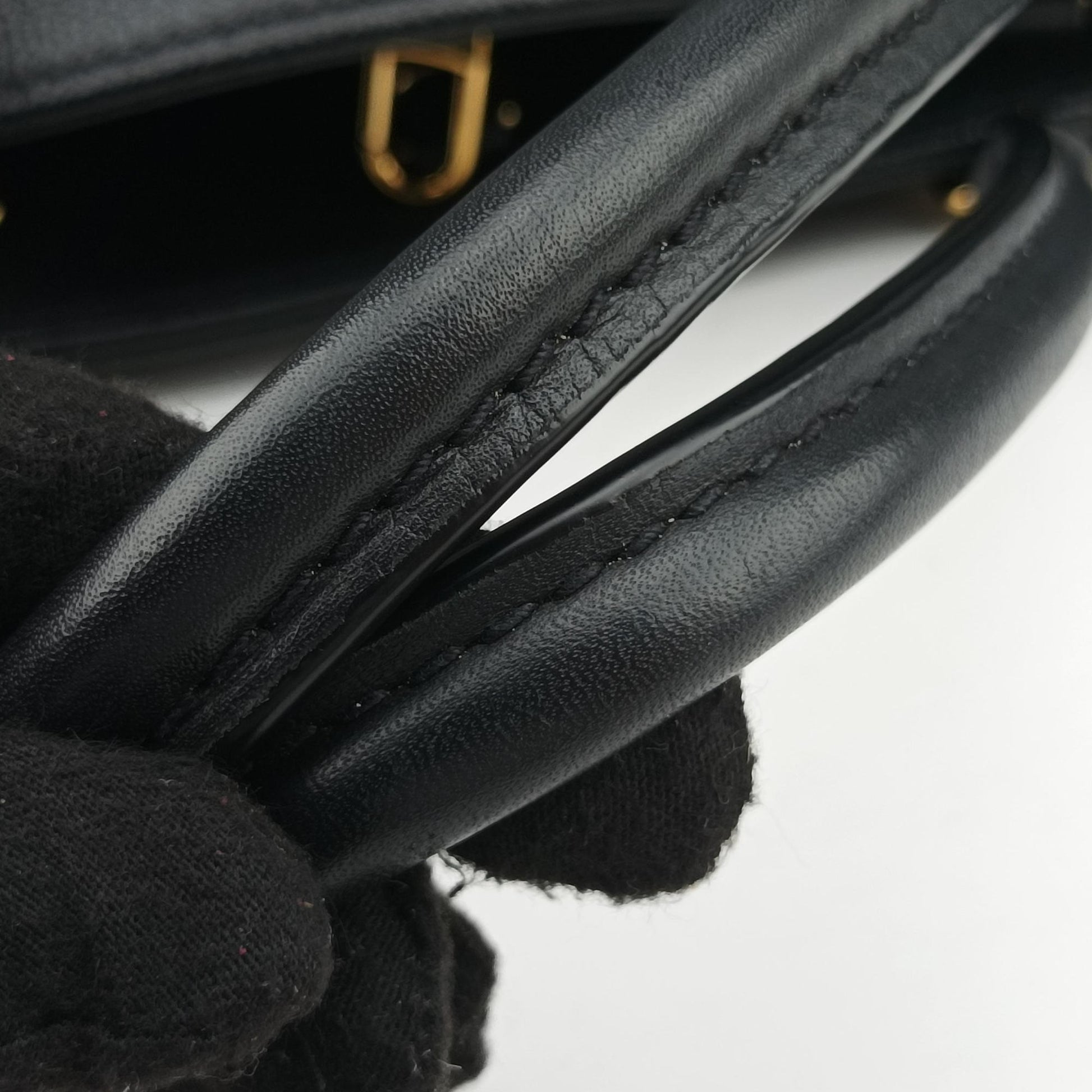 Pre-owned Louis Vuitton OnTheGo GM Noir Monogram Empreinte Giant M44925 shoulderbag | stylenewstar