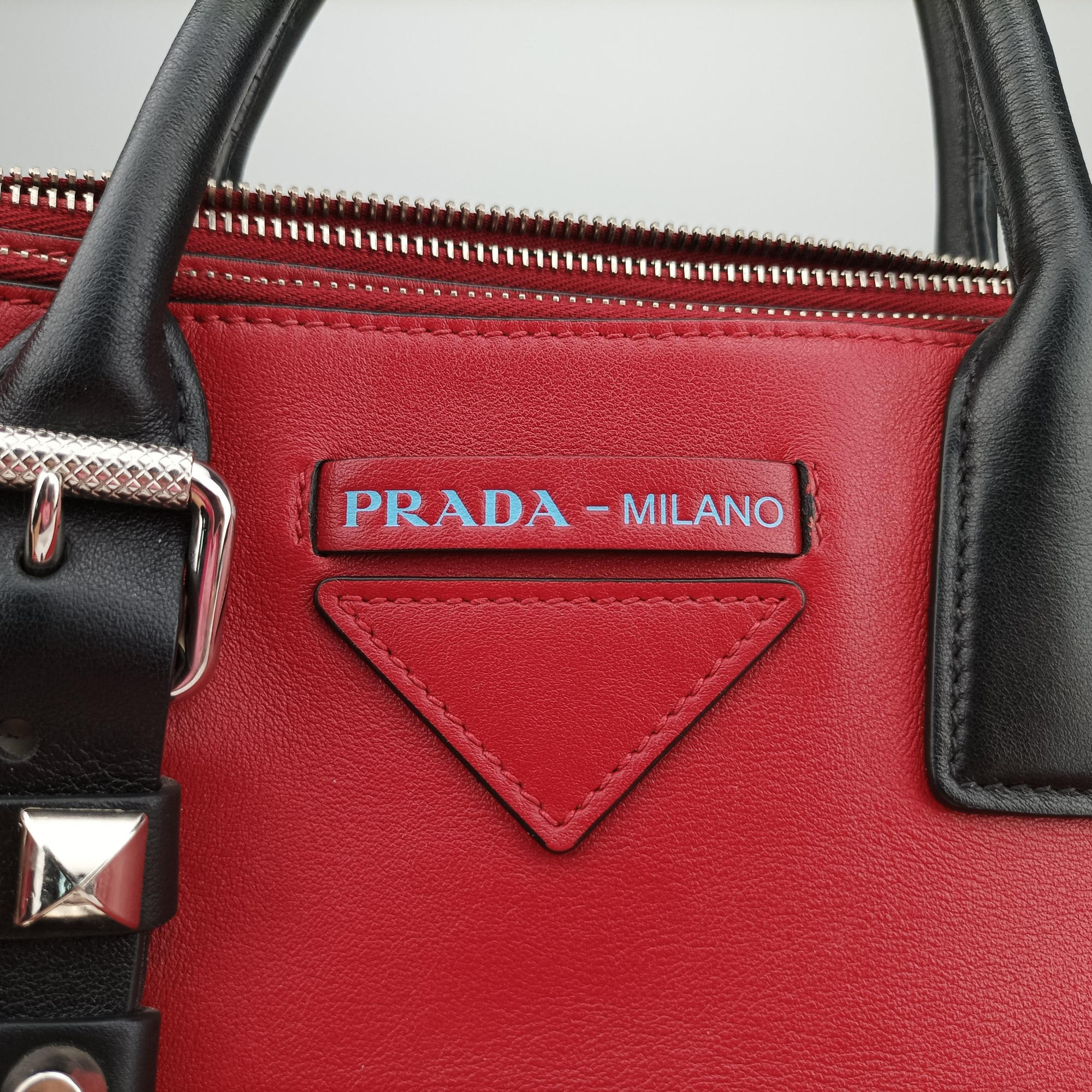 Concept Red Leather 1BA175 31/Dコンセプト レッド レザー 1BA175 31/D