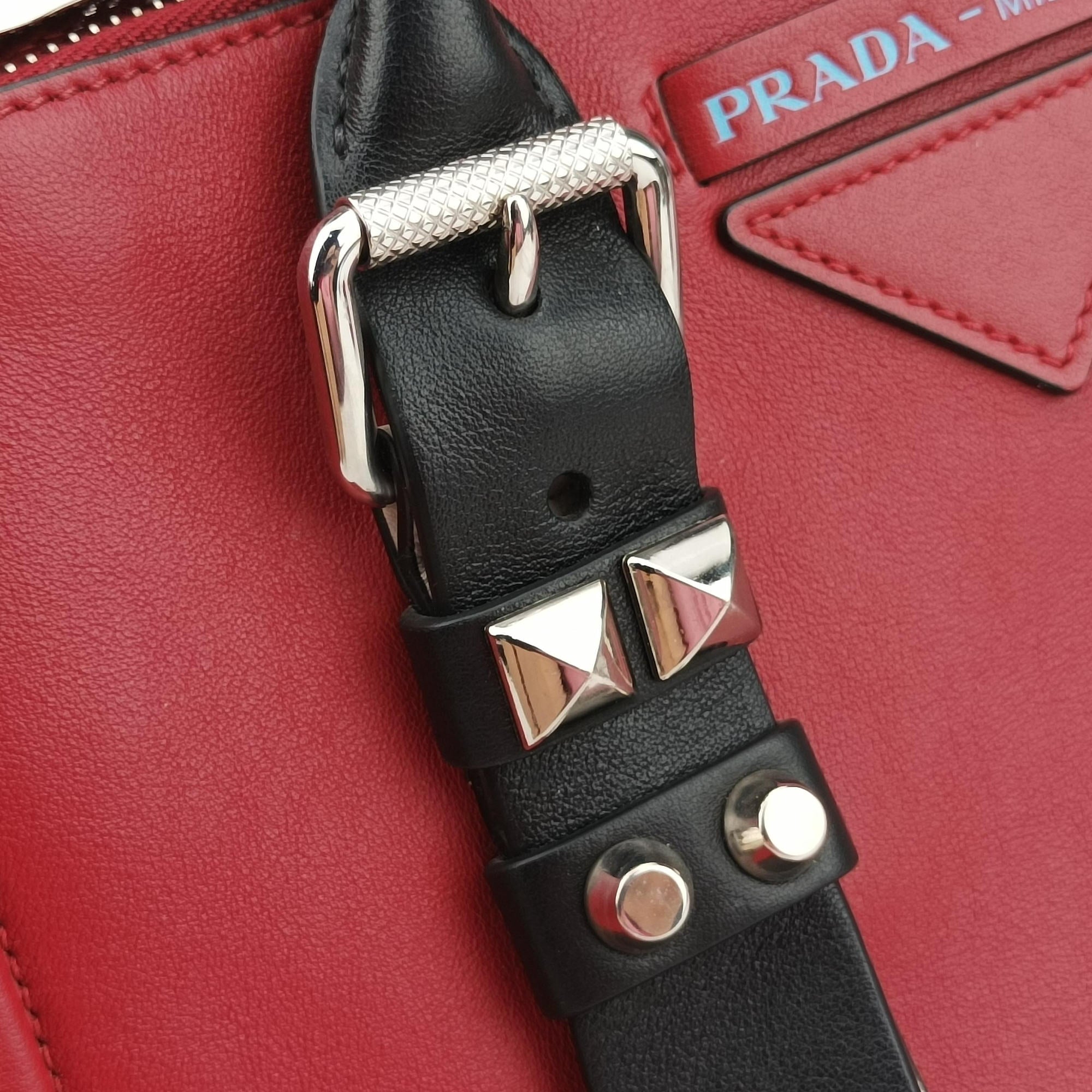 Concept Red Leather 1BA175 31/Dコンセプト レッド レザー 1BA175 31/D