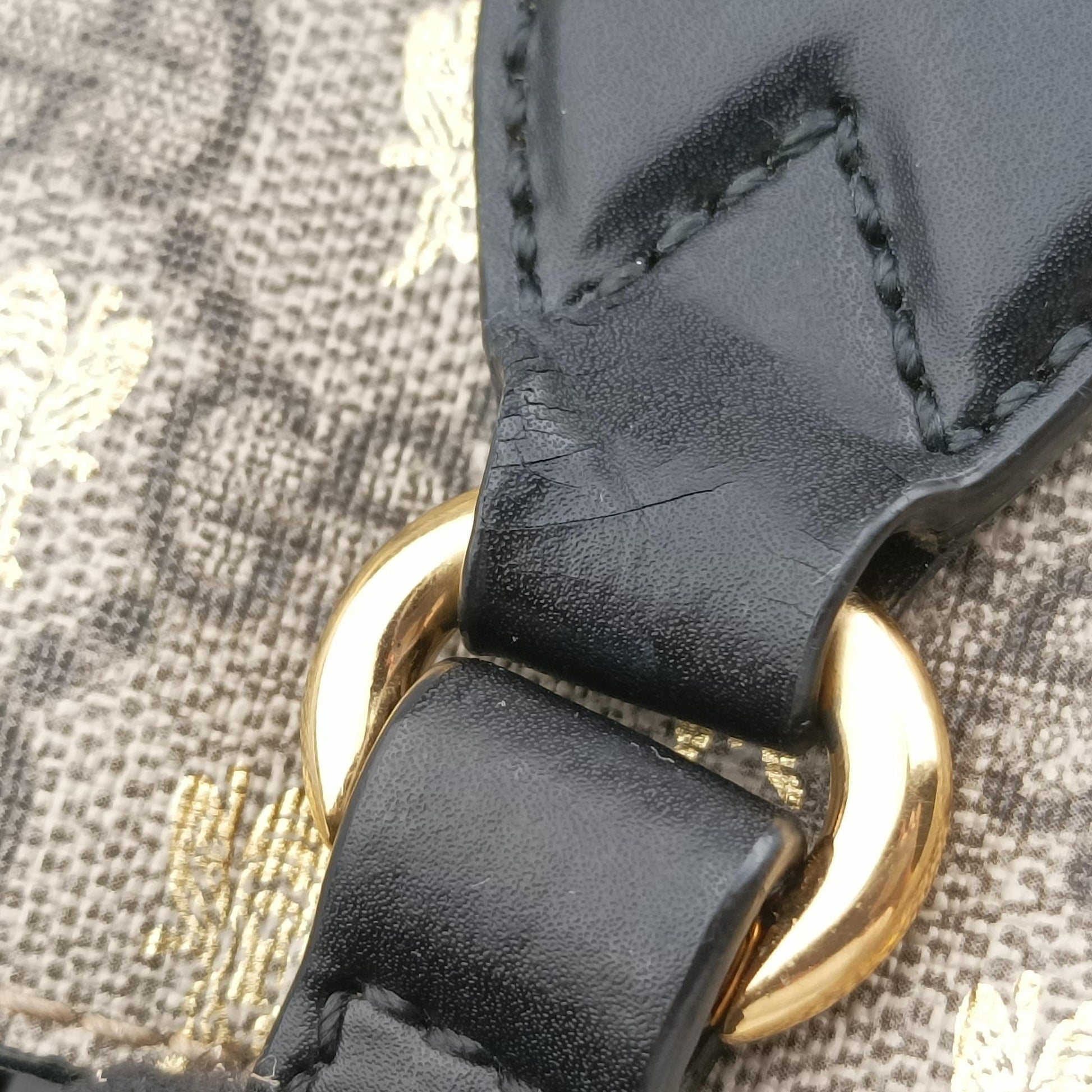 Pre-owned Gucci GG Supreme Bosco PATCHED Black PVC coated canvas 473887 handbag | stylenewstar