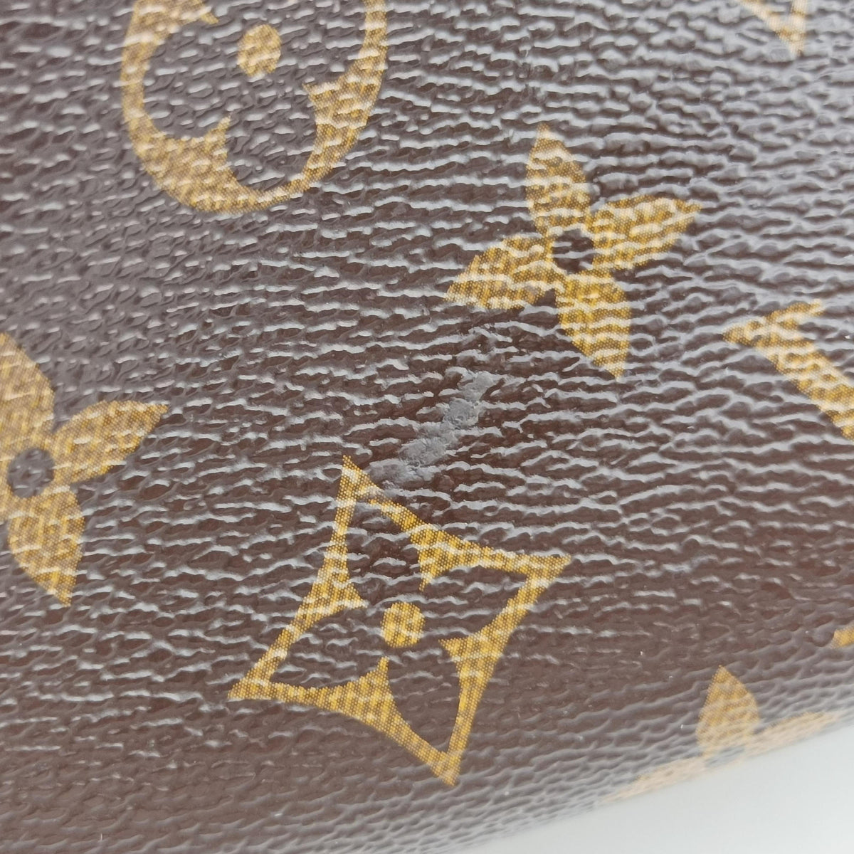MONTAIGNE MM Brown Monogram Canvas M41056 CA0155モンテーニュMM モノグラム/ブラウン モノグラムキャンバス M41056 CA0155