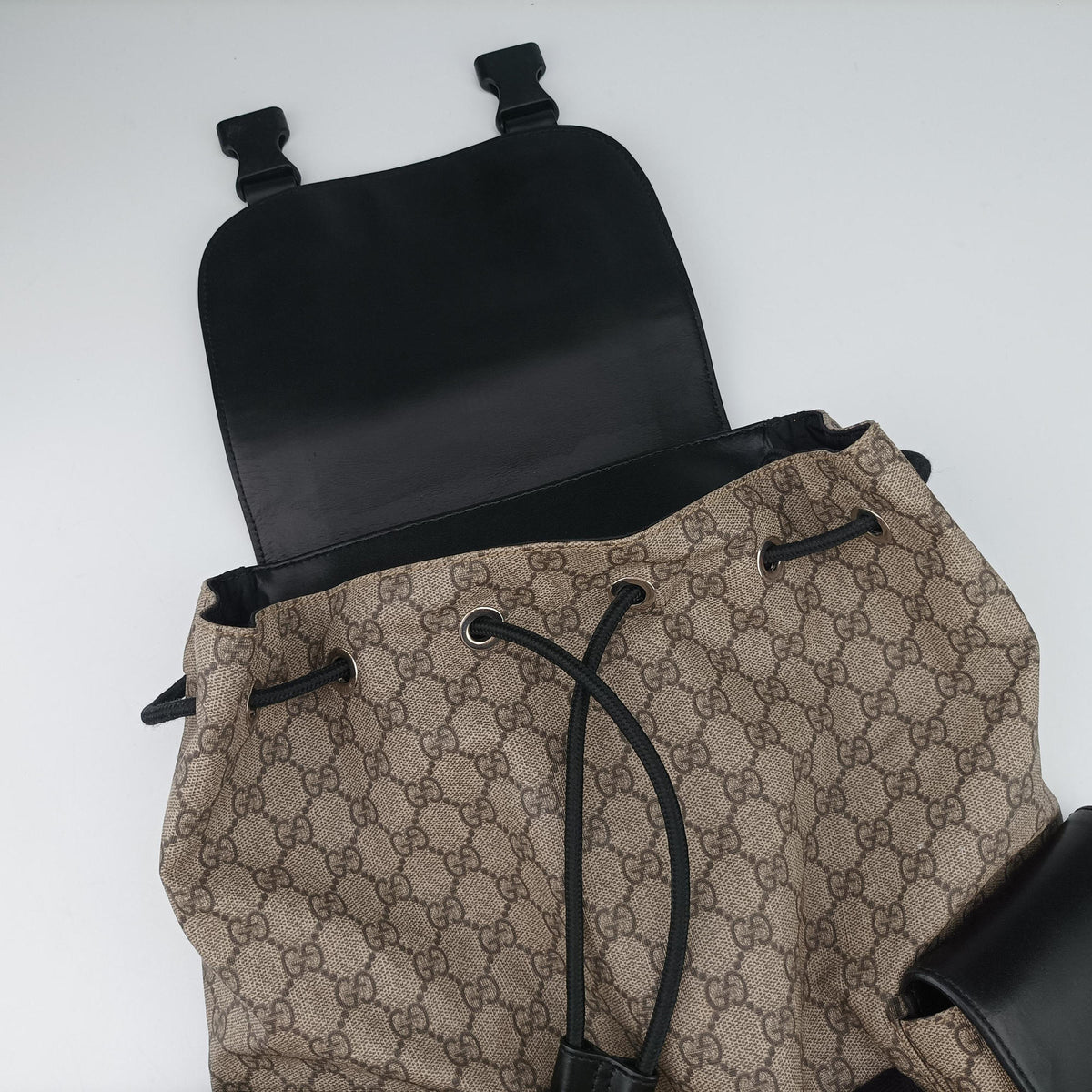 Pre-owned Gucci GG Supreme Beige x Black PVC coated canvas×Leather 450958 backpack/rucksack | stylenewstar