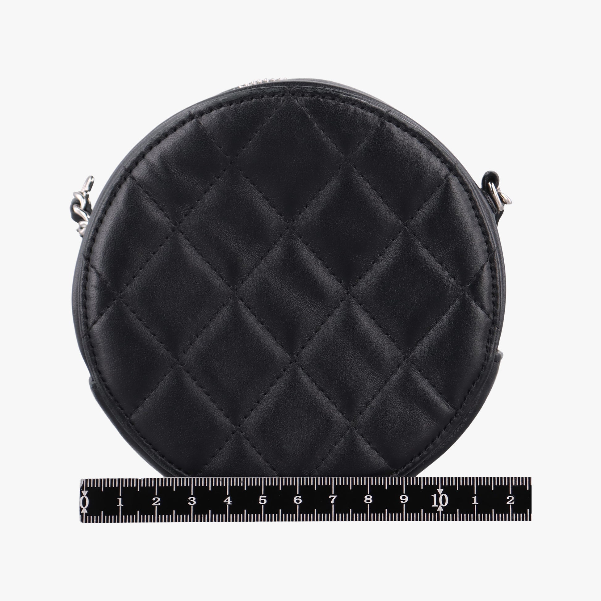 Matelasse Round Black lambskin AP0245 28493950マトラッセ ラウンド ブラック ラムスキン AP0245 28493950