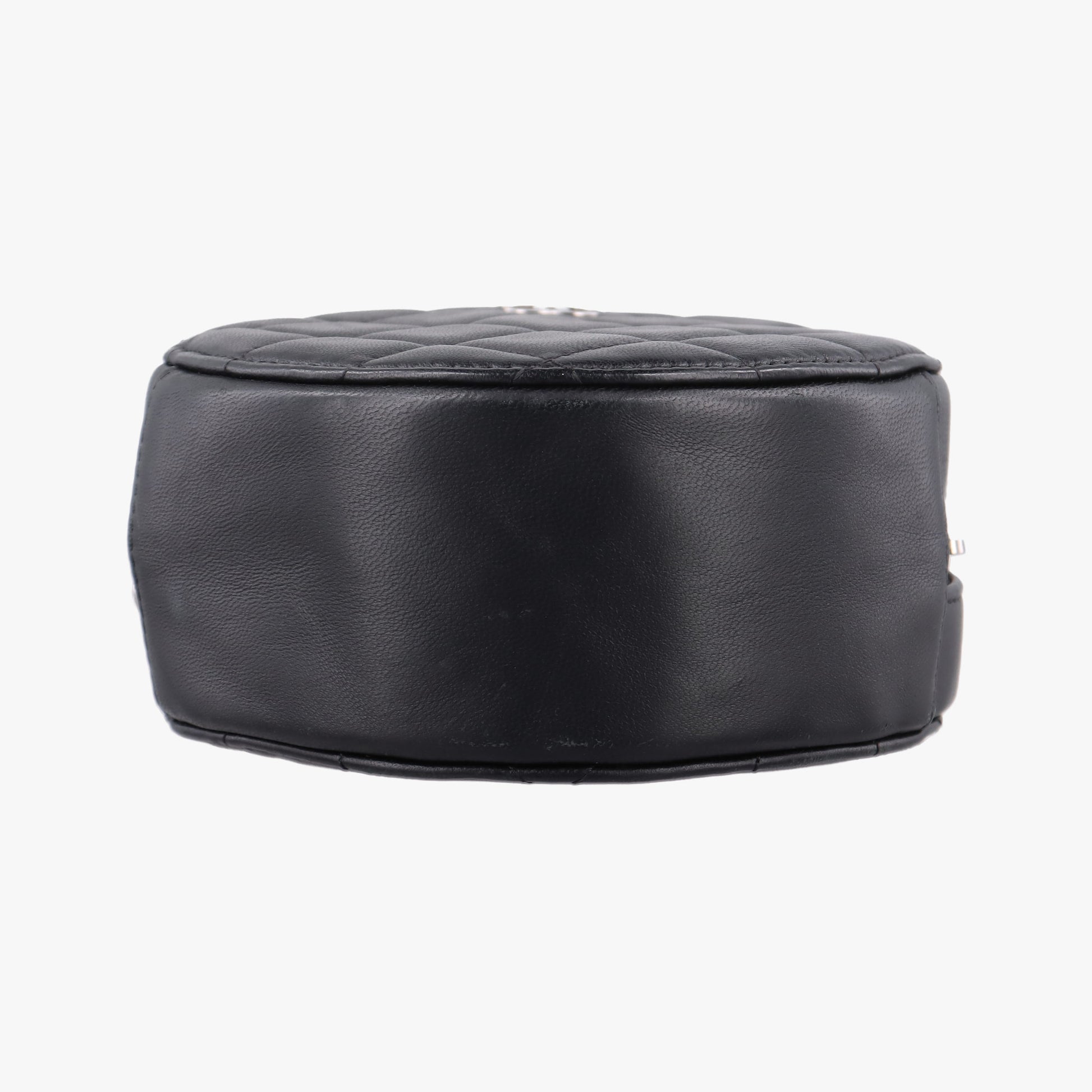 Matelasse Round Black lambskin AP0245 28493950マトラッセ ラウンド ブラック ラムスキン AP0245 28493950