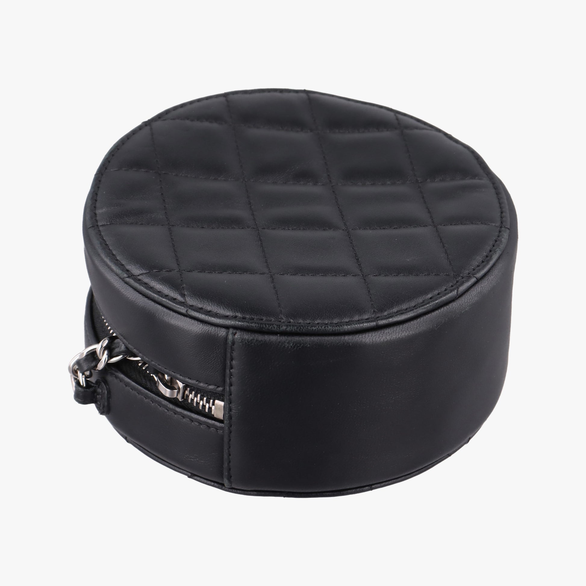 Matelasse Round Black lambskin AP0245 28493950マトラッセ ラウンド ブラック ラムスキン AP0245 28493950
