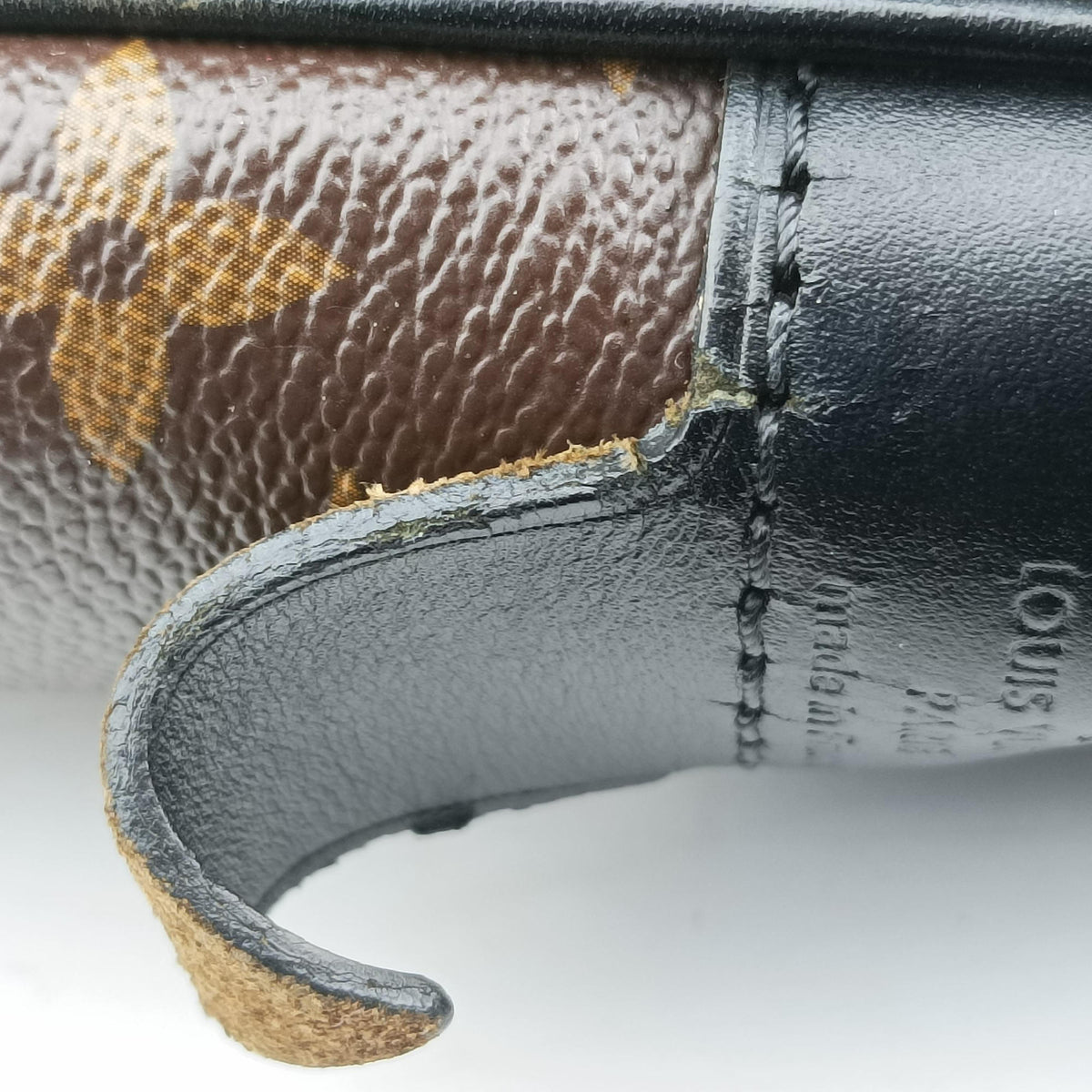 Porte Documents Voyage brown Monogram Canvas M40225 RI4161ポルトドキュマン ヴォワヤージュ モノグラム/ブラウン モノグラムキャンバス M40225 RI4161