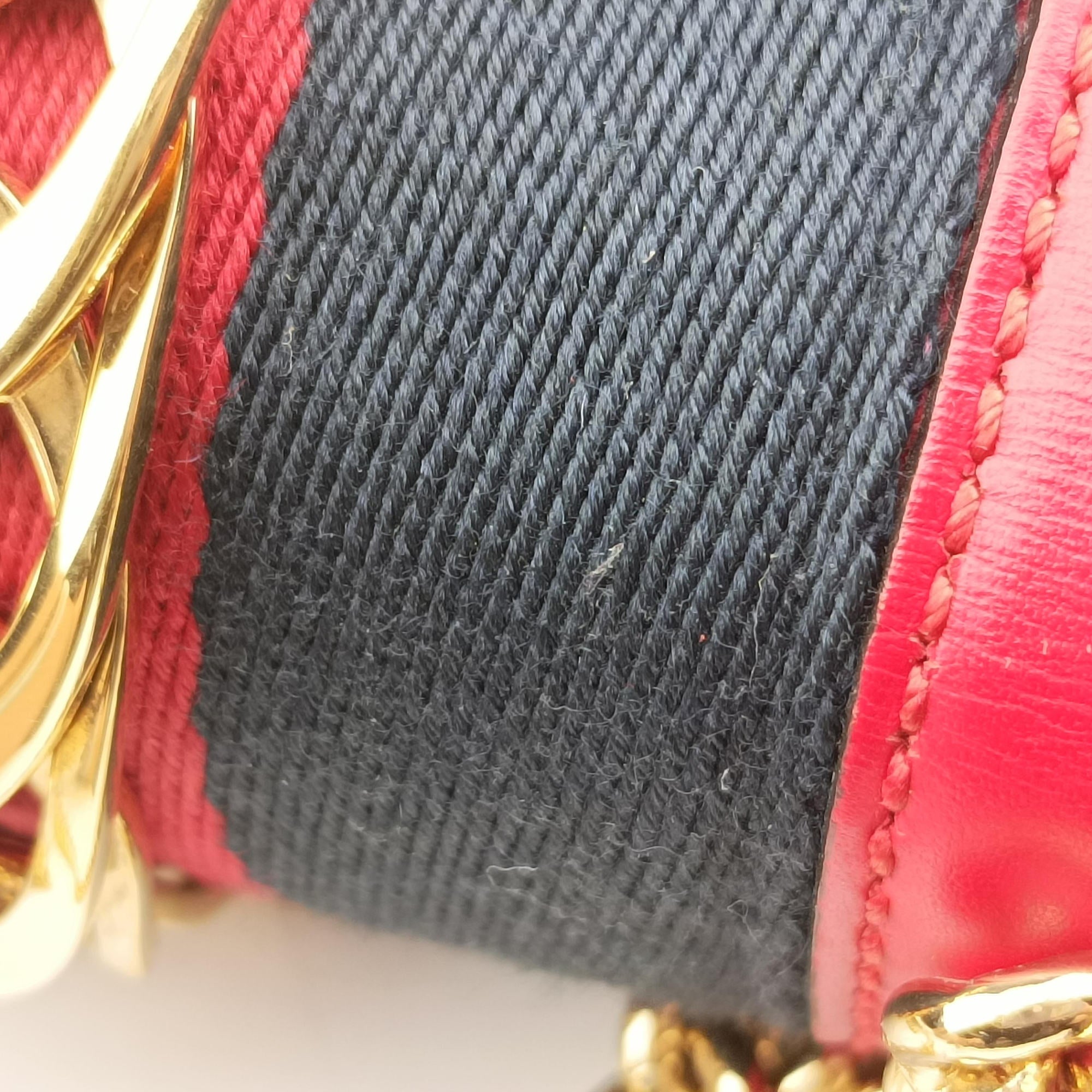 Pre-owned Gucci Sylvie Red Leather 431666 shoulderbag | stylenewstar