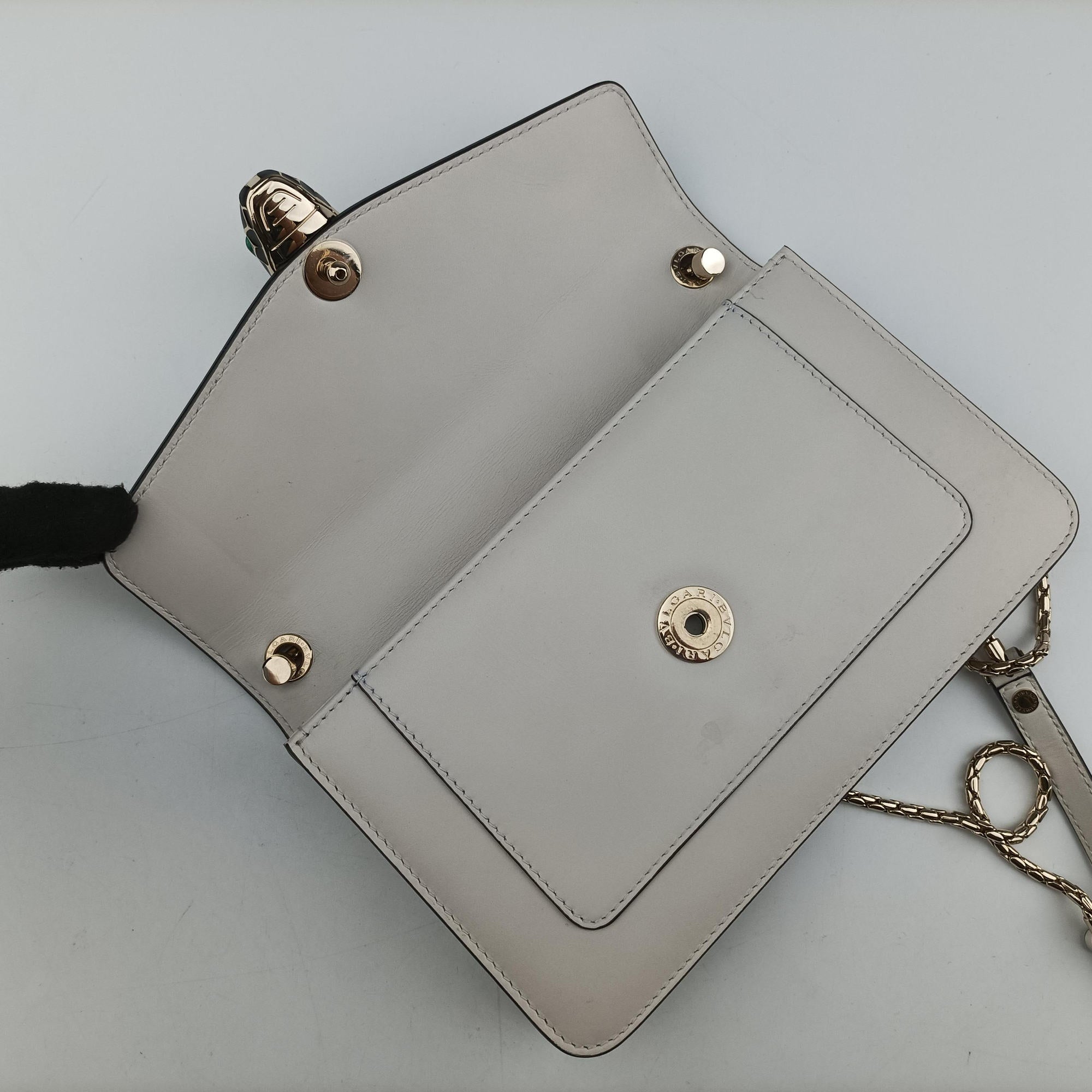 SERPENTI FOREVER White Leather AC.N15.280173セルペンティ フォーエバー ホワイト レザー AC.N15.280173