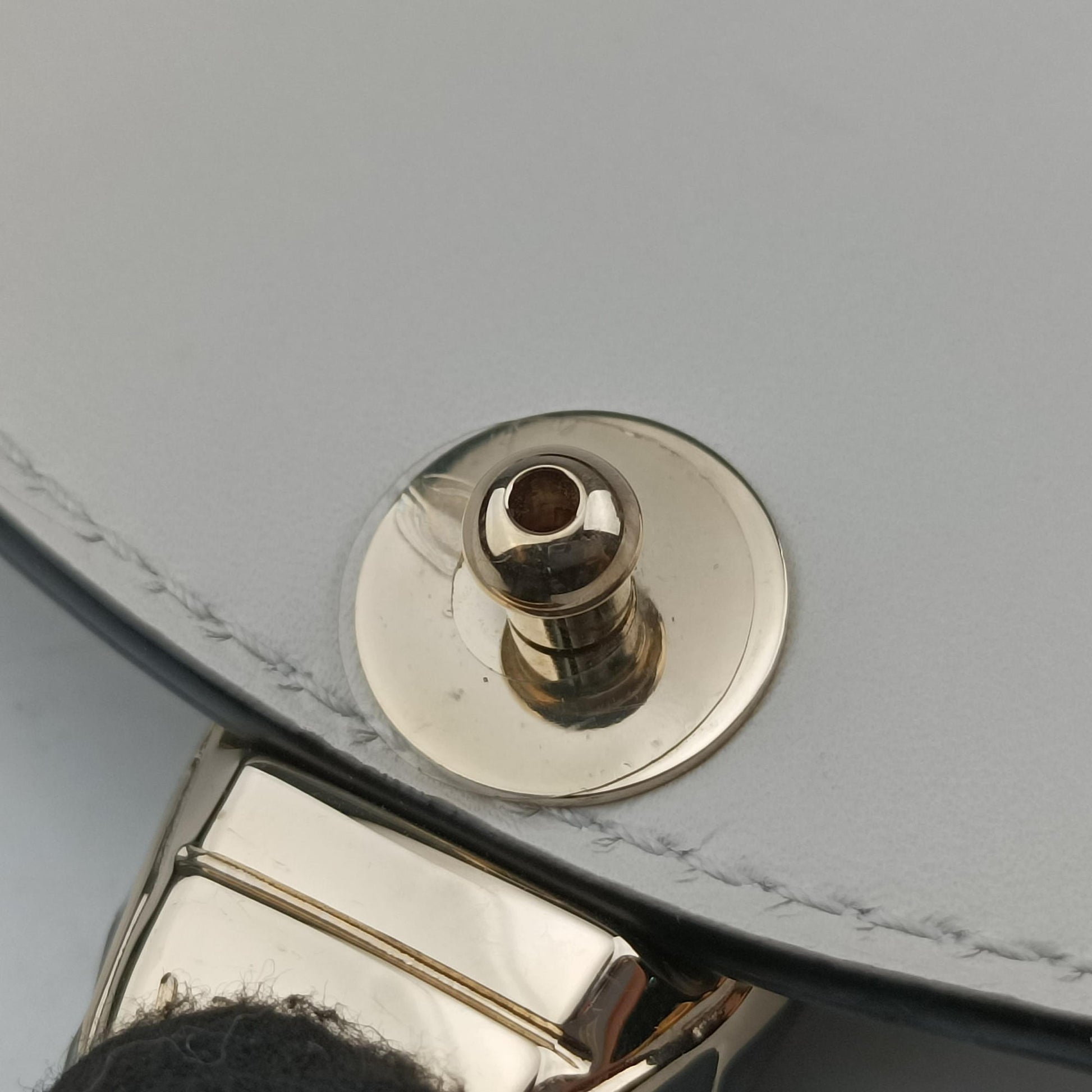 SERPENTI FOREVER White Leather AC.N15.280173セルペンティ フォーエバー ホワイト レザー AC.N15.280173