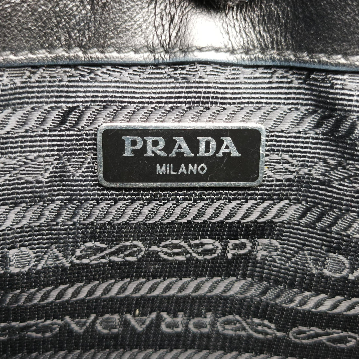 Pre-owned Prada Pattina City chain Black SAFFIANO Leather 1BD009 shoulderbag | stylenewstar