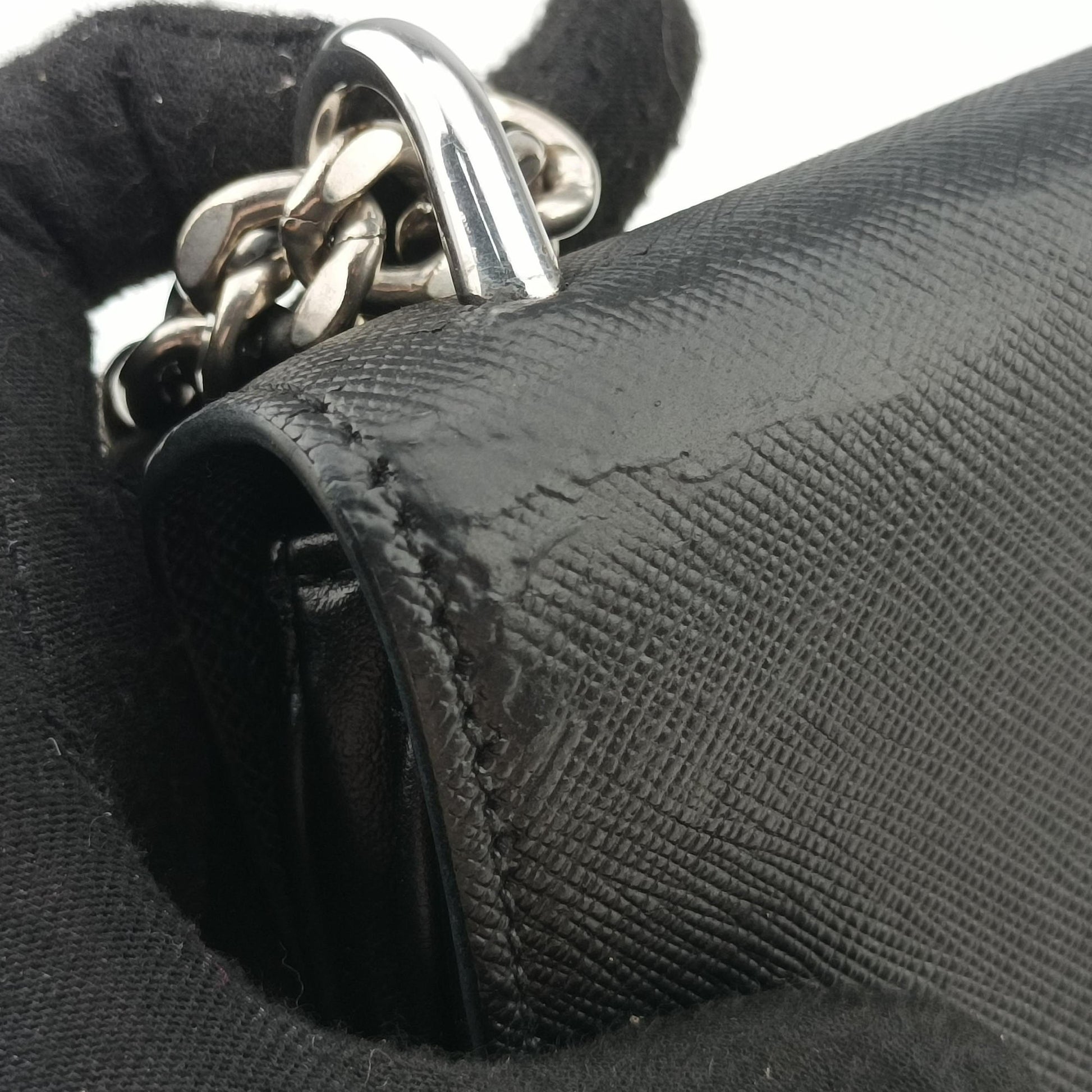 Pre-owned Prada Pattina City chain Black SAFFIANO Leather 1BD009 shoulderbag | stylenewstar
