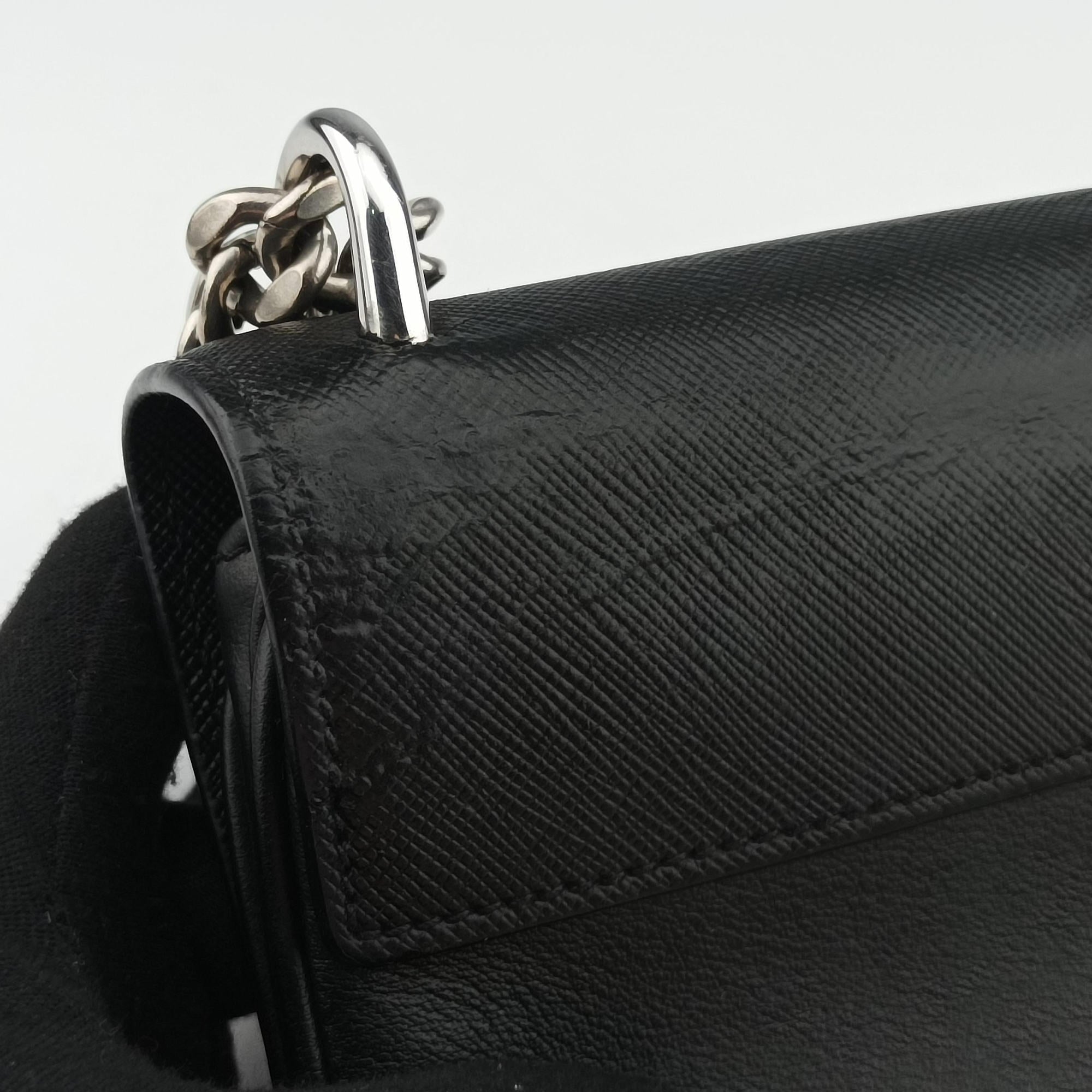 Pre-owned Prada Pattina City chain Black SAFFIANO Leather 1BD009 shoulderbag | stylenewstar