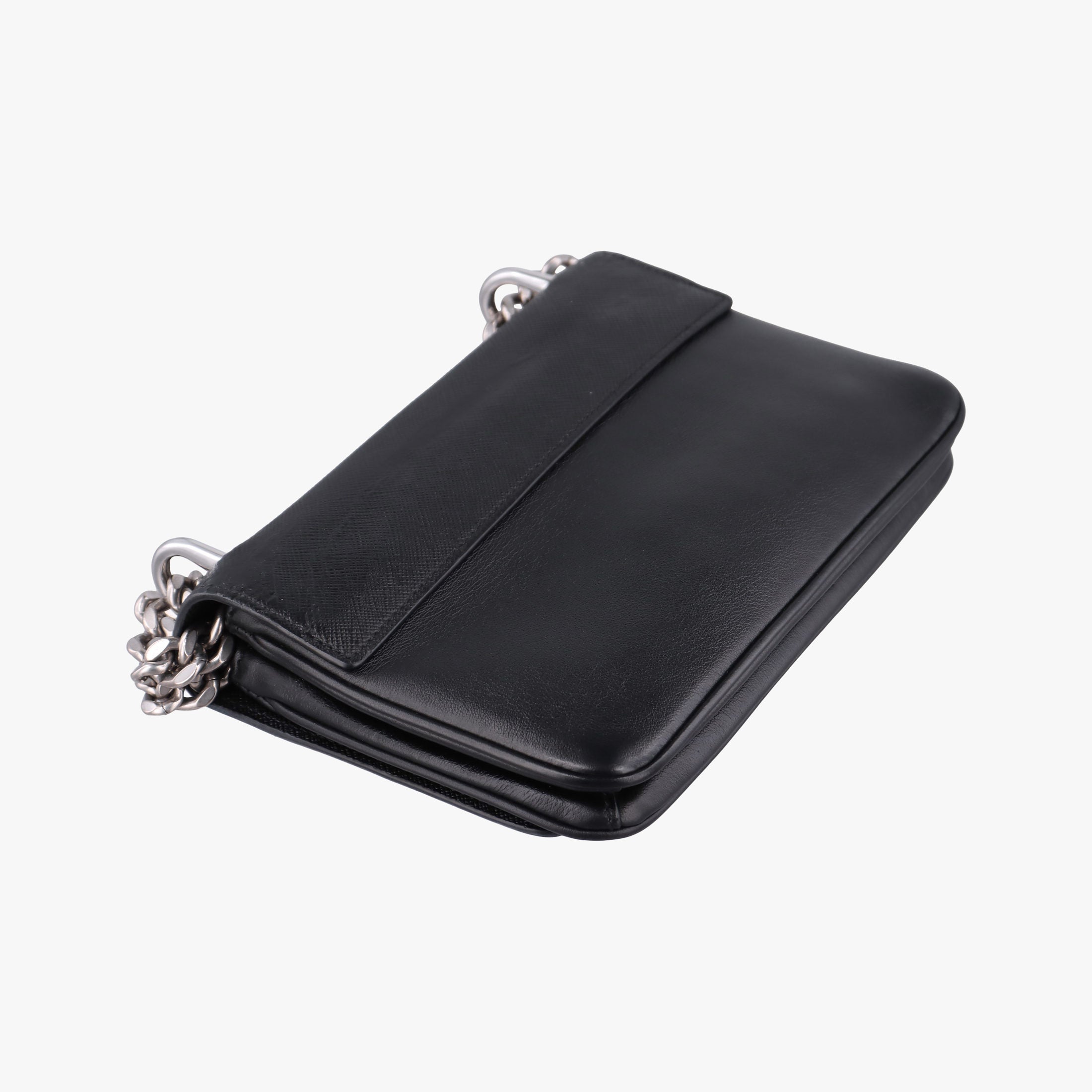Pre-owned Prada Pattina City chain Black SAFFIANO Leather 1BD009 shoulderbag | stylenewstar