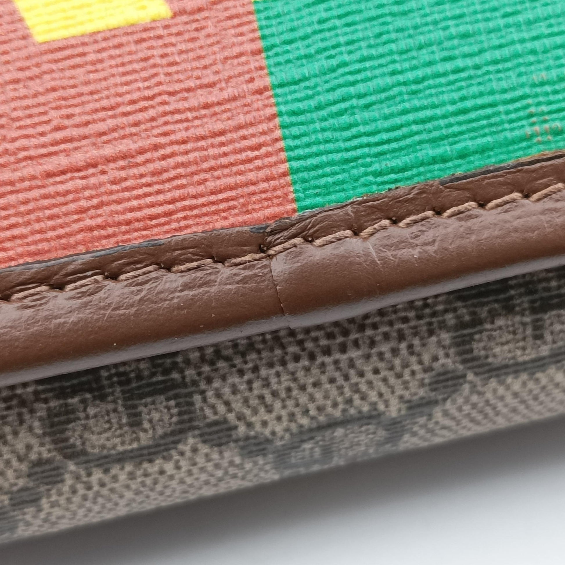 Vintage Gucci Fake/Not GG Supreme Brown PVC coated canvas 636243 clutchbag | stylenewstar