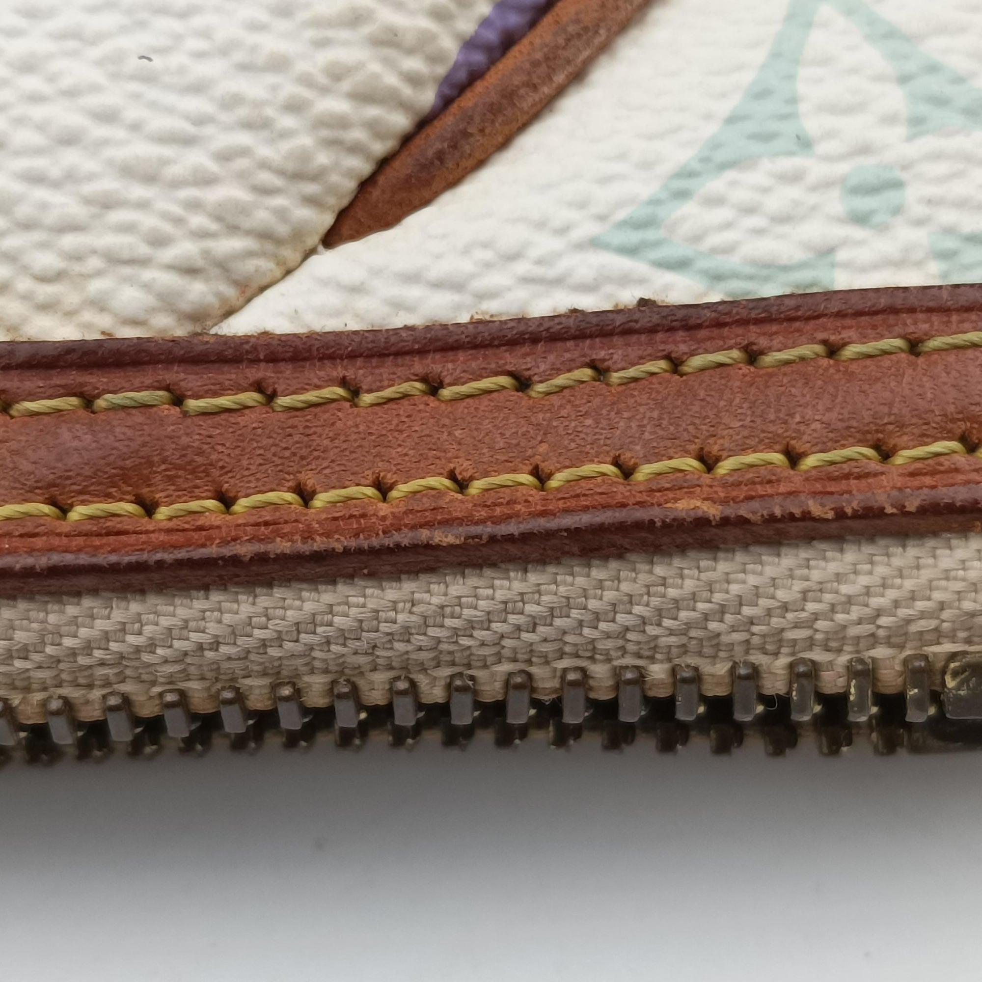 Pochette Mira MM Pouch white Monogram Multicolor M60096 AA4038ポシェット ミラMM ブロン モノグラム マルチカラー M60096 AA4038