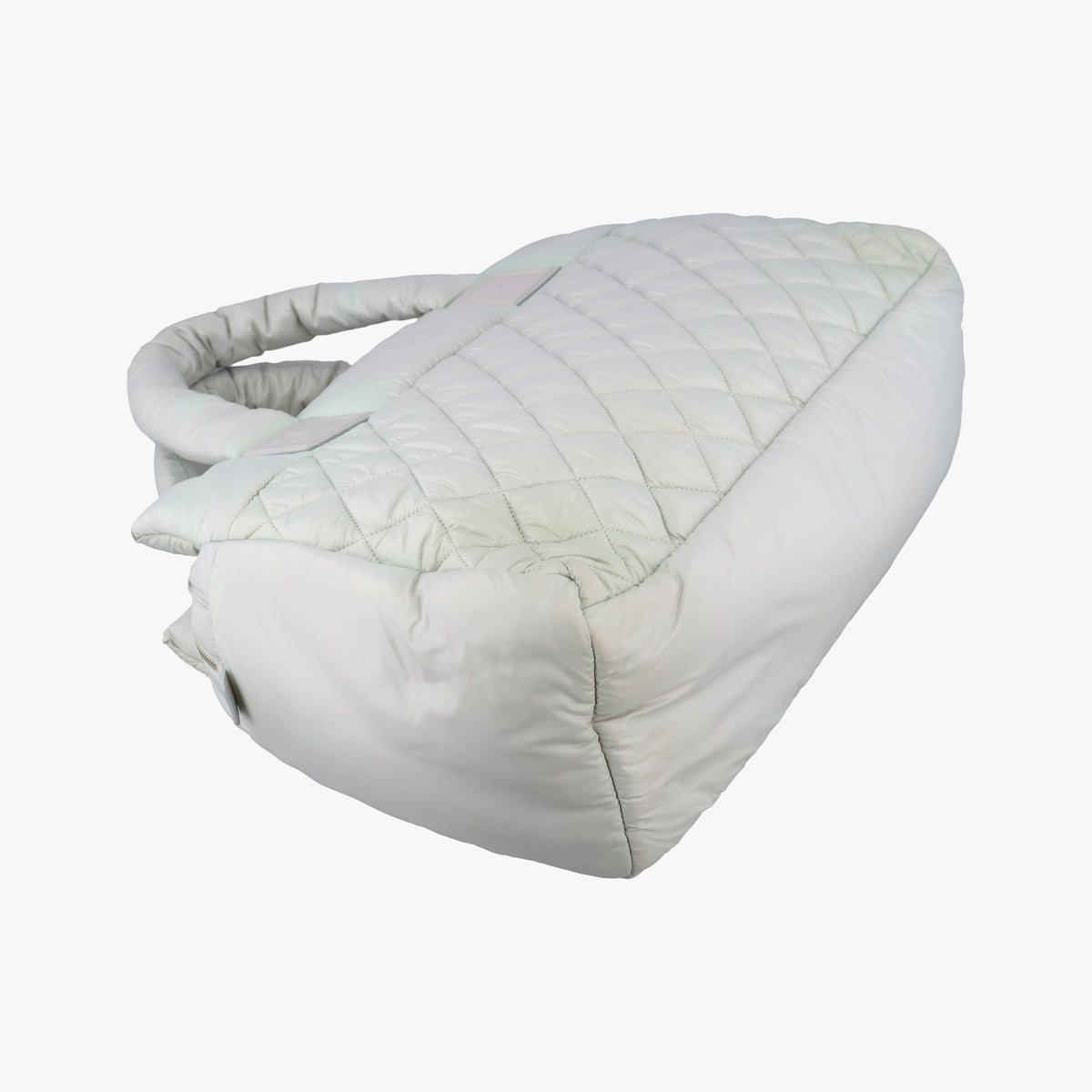 Secondhand Chanel Coco Cocoon Green nylon A48620 handbag | stylenewstar