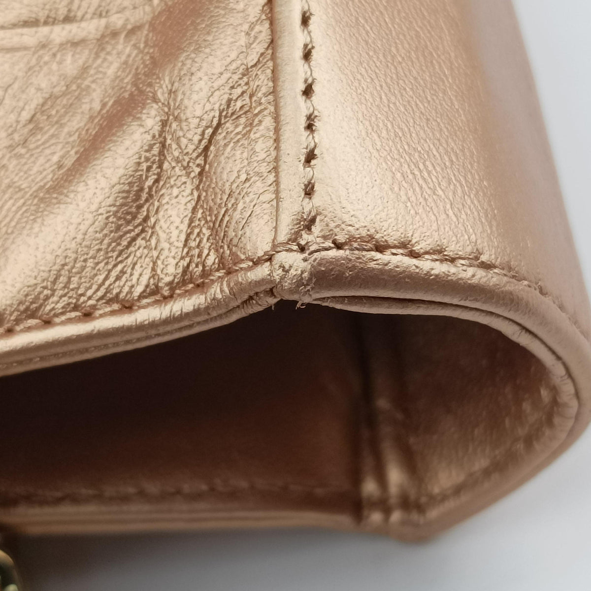 Choco Bar Golden lambskin A17443 6913347チョコバー ゴールド ラムスキン A17443 6913347