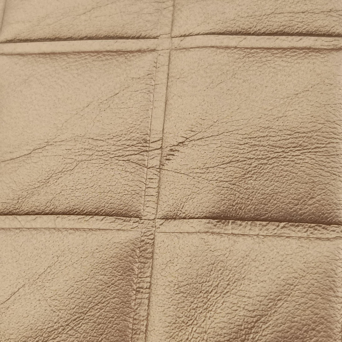 Choco Bar Golden lambskin A17443 6913347チョコバー ゴールド ラムスキン A17443 6913347