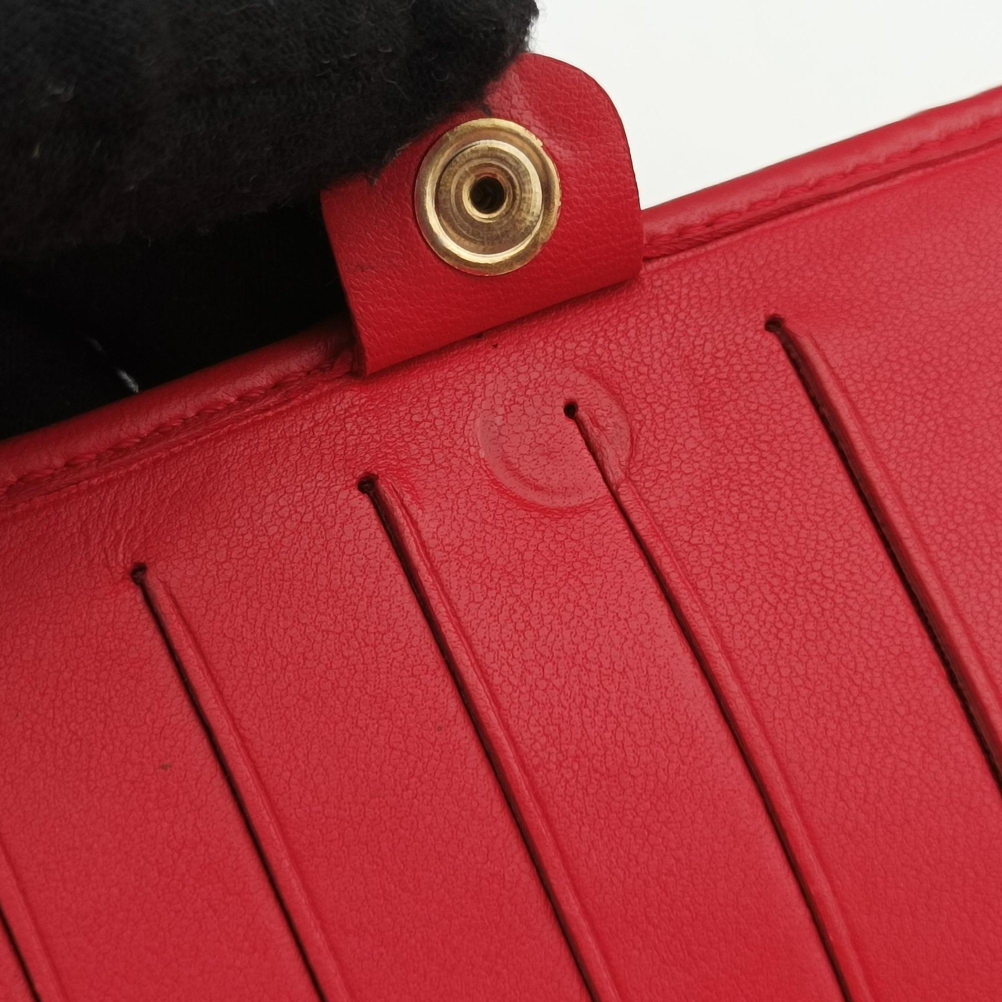 Embossed Logo Red lambskin 8M0219 2266 8M0219 YMY 088エンボス ロゴ レッド ラムスキン 8M0219 2266 8M0219 YMY 088