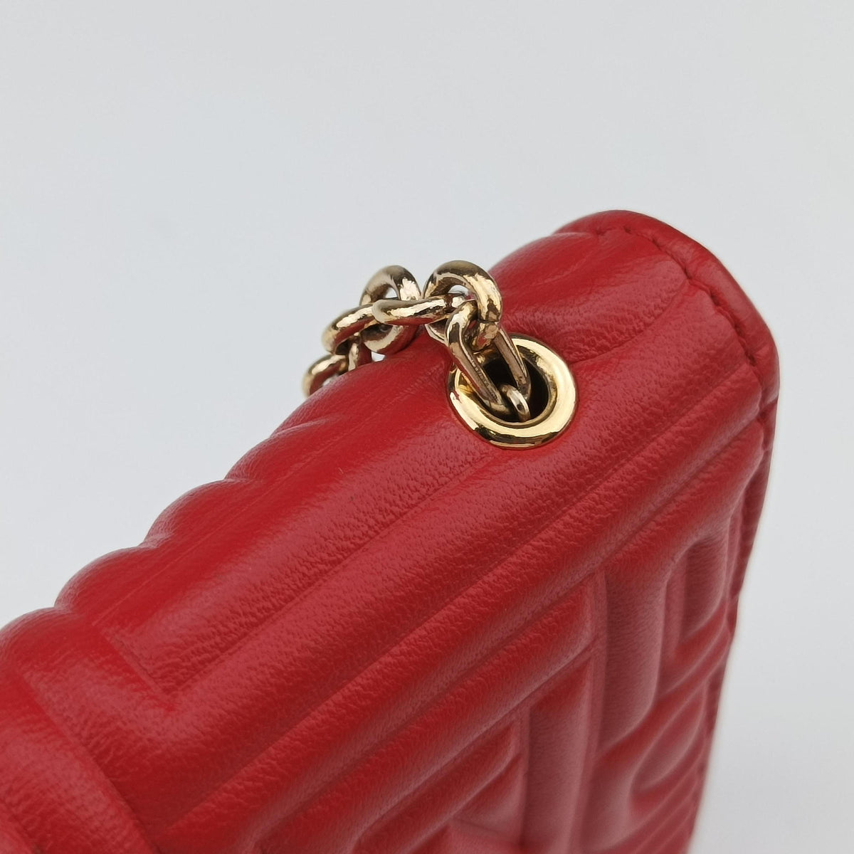 Embossed Logo Red lambskin 8M0219 2266 8M0219 YMY 088エンボス ロゴ レッド ラムスキン 8M0219 2266 8M0219 YMY 088