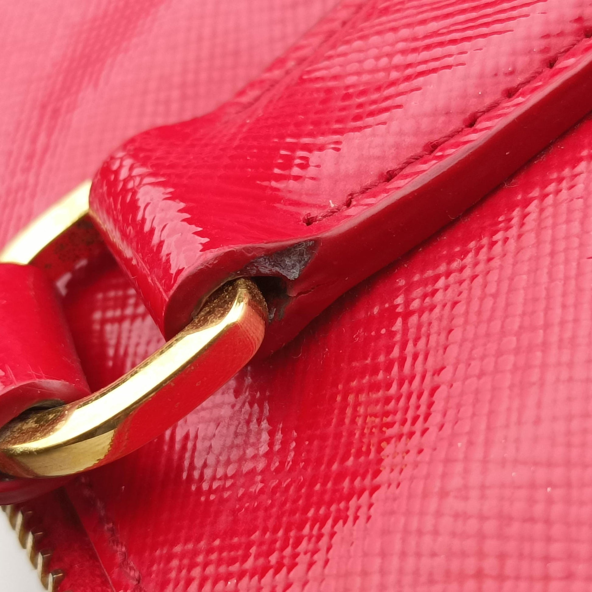 Galleria Red SAFFIANO Patent BN1801 31/H 208ガレリア レッド サフィアーノ パテント BN1801 31/H 208