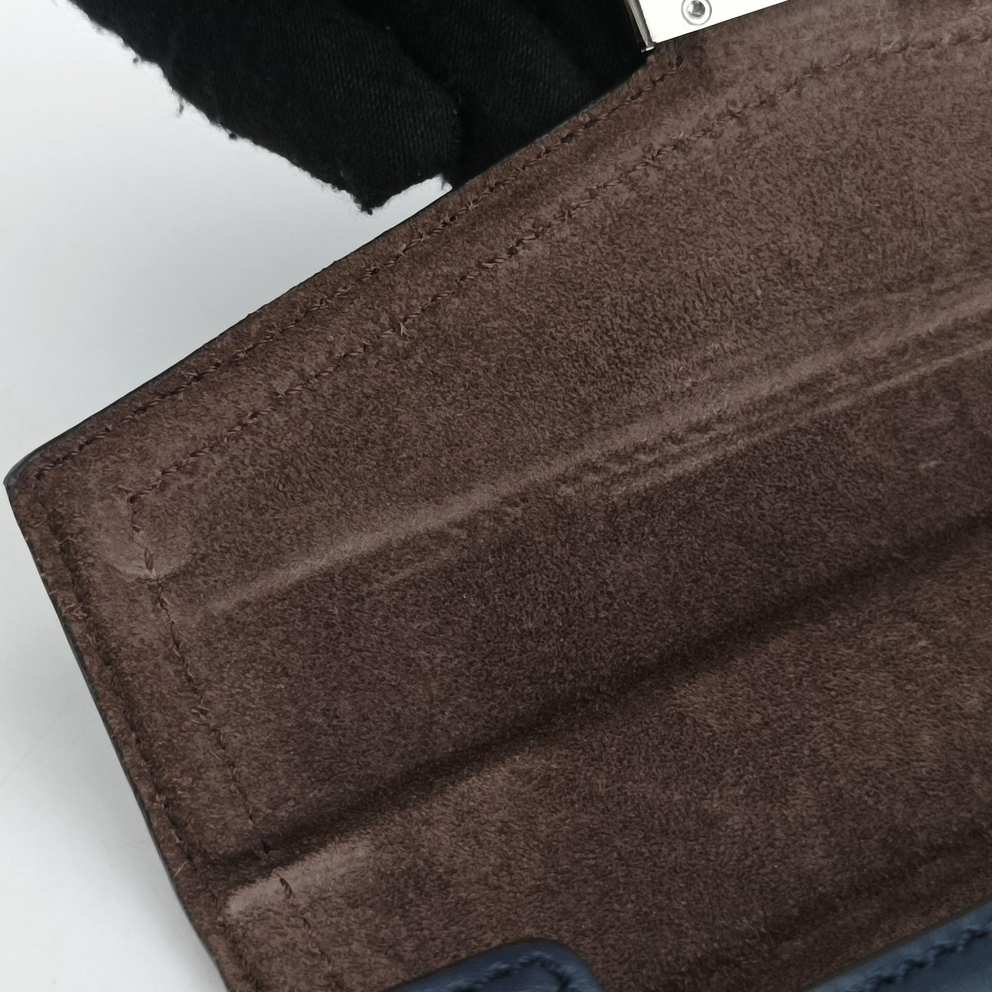 Zucca Soft Trunk Phone Pouch Brown canvas 7AS139 7AS139-AFBV-239-0501ズッカ ソフトトランク スマホポーチ ブラウン キャンバス 7AS139 7AS139-AFBV-239-0501