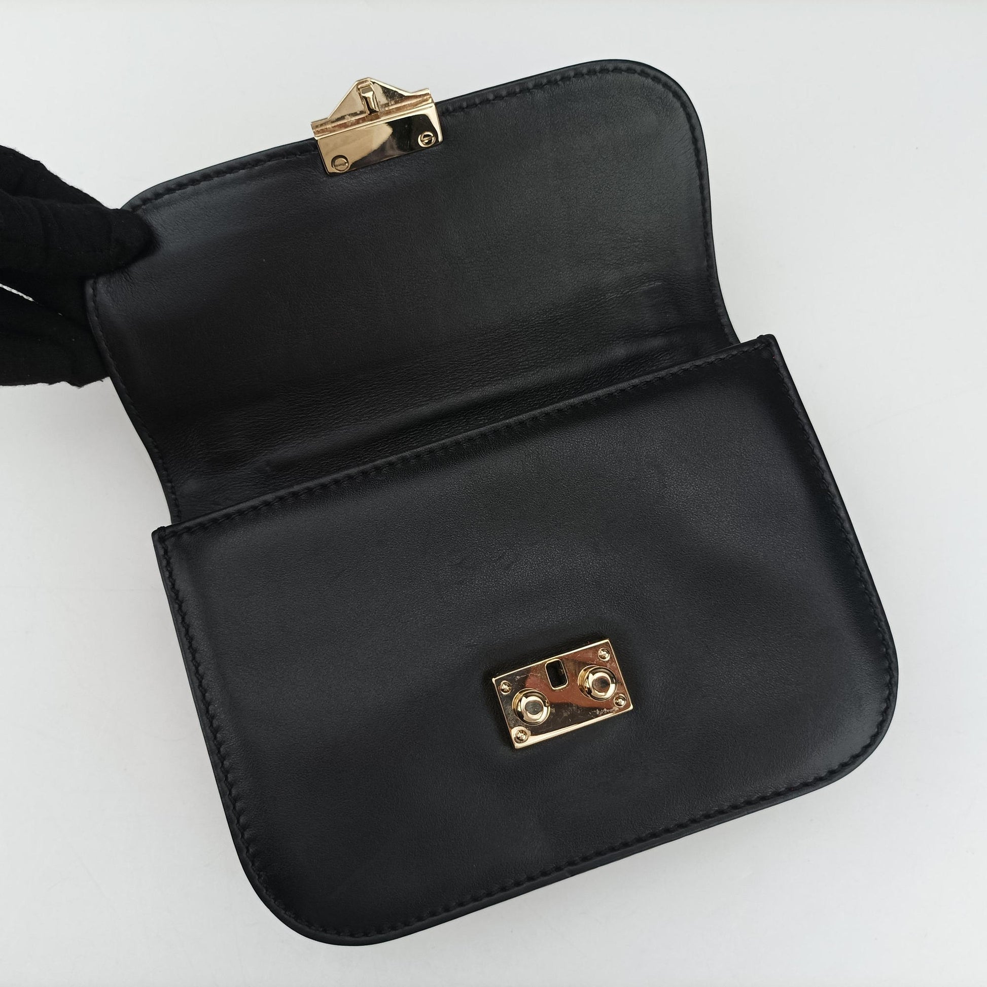 Rockstud Glam Lock Black Leather BL-L312VIT2ロックスタッズグラムロックスモール ブラック レザー BL-L312VIT2