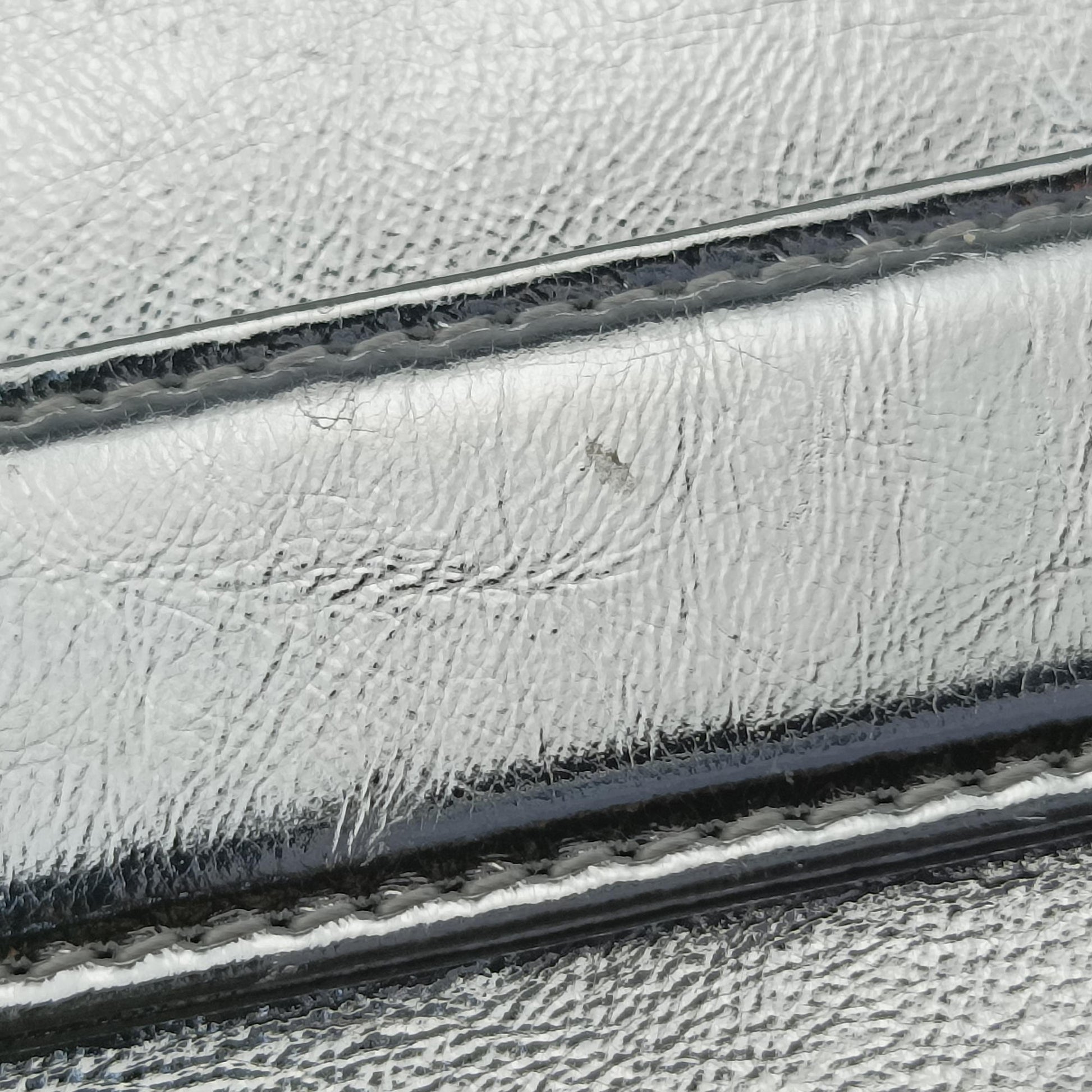 Dior double Medium Silver Leather 10-MA-0241ディオール ダブル ミディアム シルバー レザー 10-MA-0241