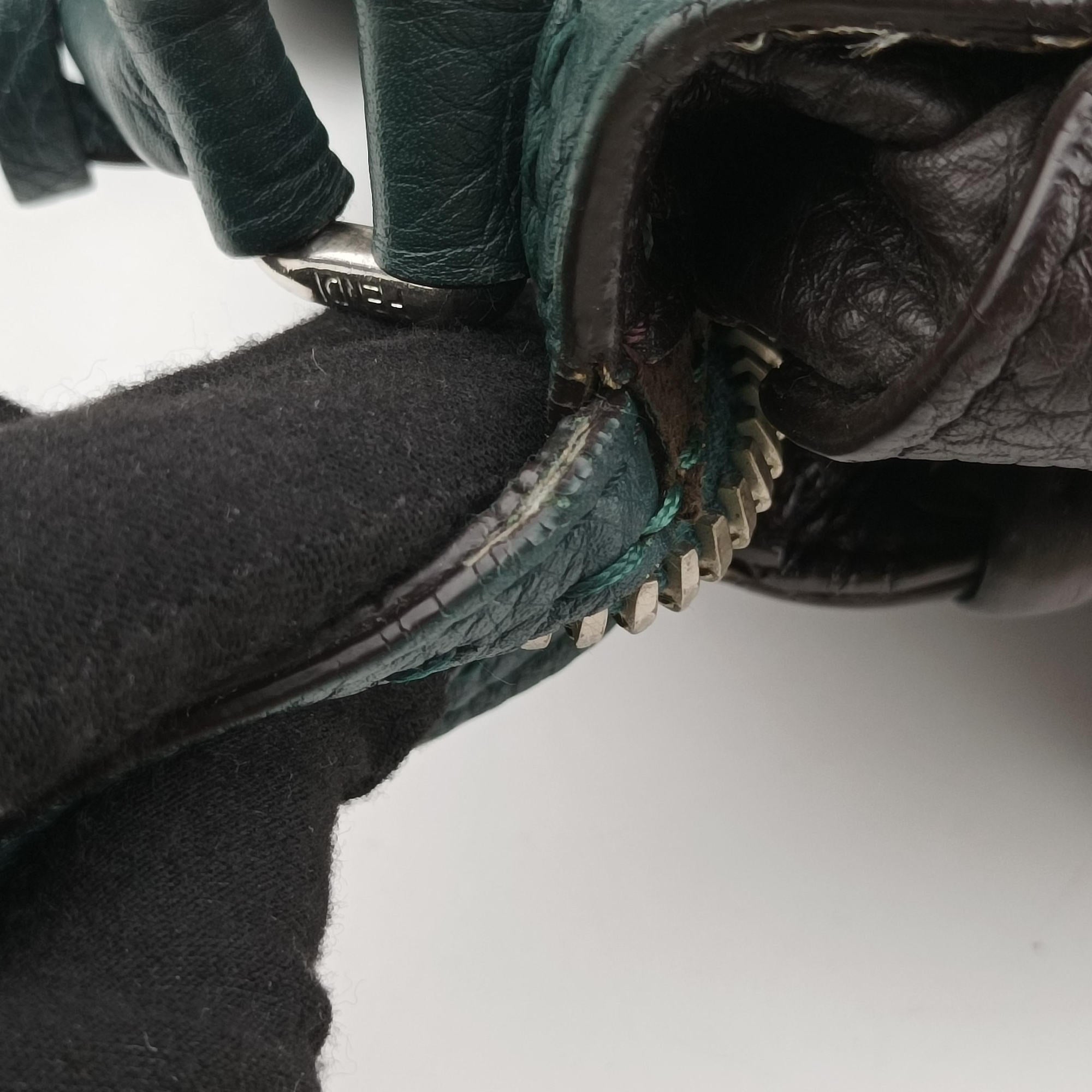 Pre-owned Fendi Selleria Lei Whipstitch Green Leather× Python  shoulderbag | stylenewstar