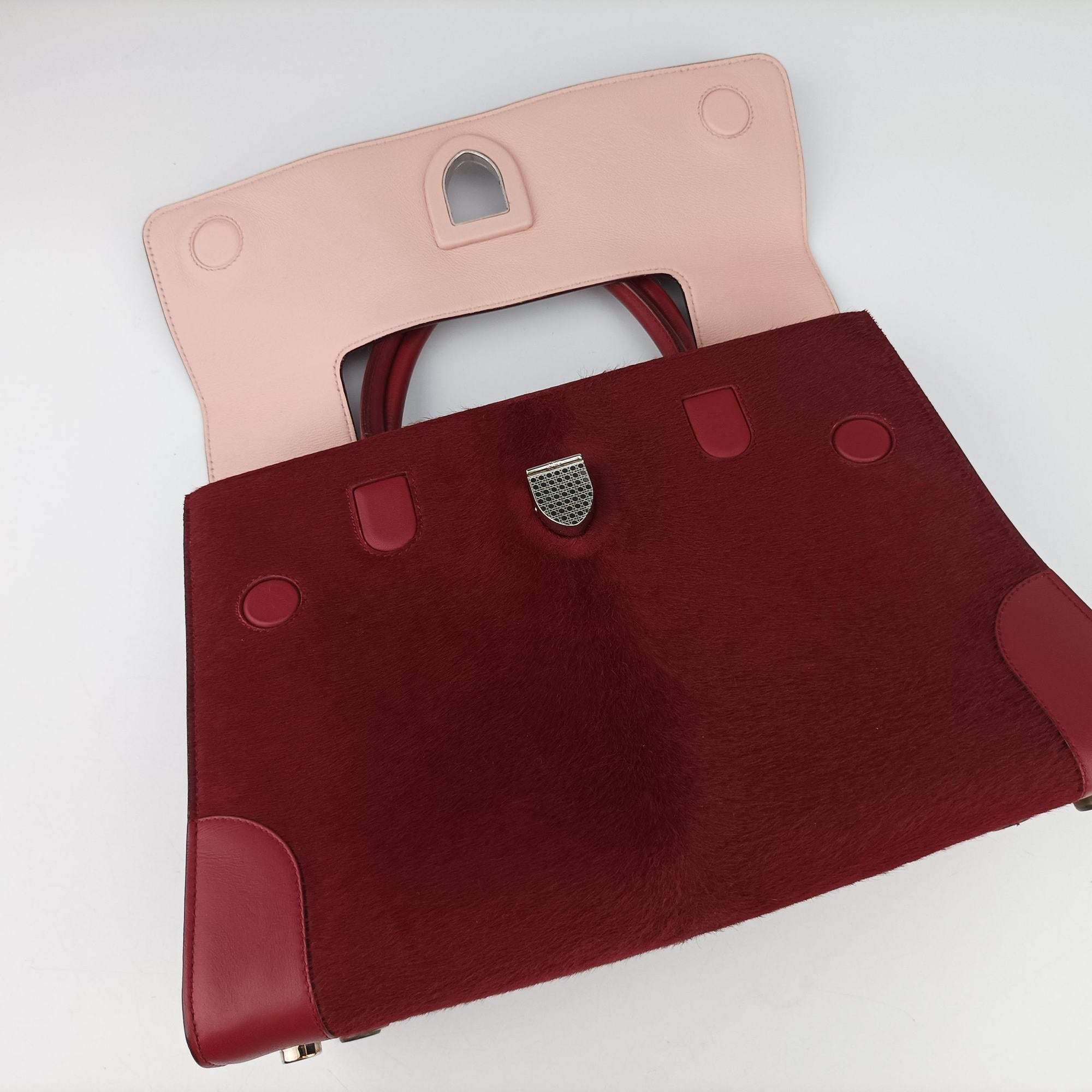 Diorever Red ponyhair 19-MA-0196ディオールエヴァー レッド ハラコ 19-MA-0196