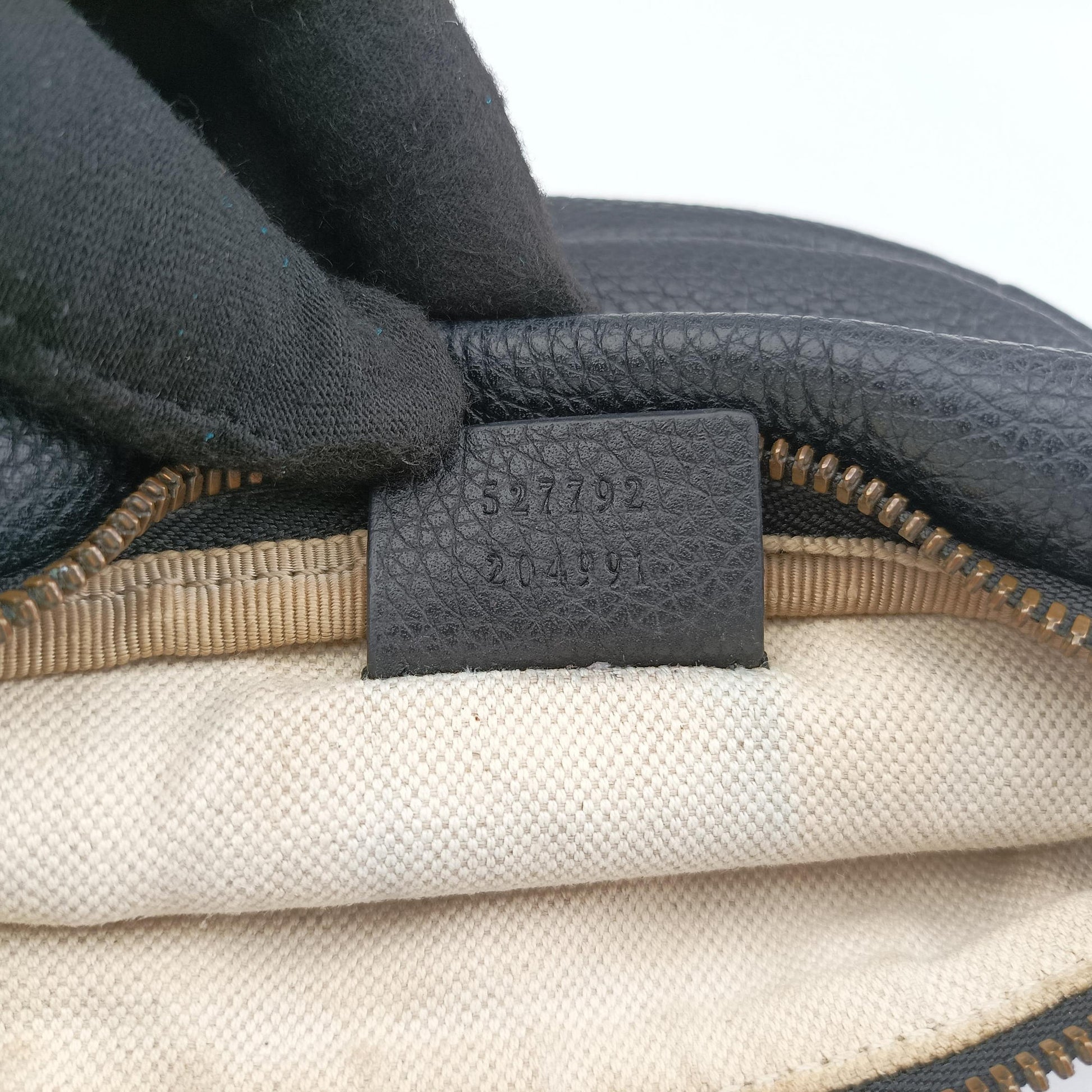 Pre-owned Gucci Print Black Leather 527792 bum bag/waist bag | stylenewstar