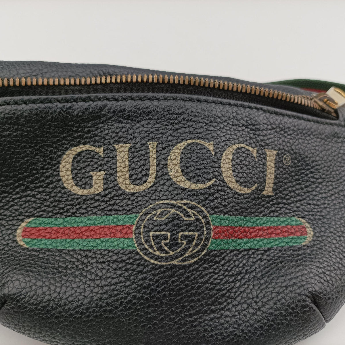 Pre-owned Gucci Print Black Leather 527792 bum bag/waist bag | stylenewstar