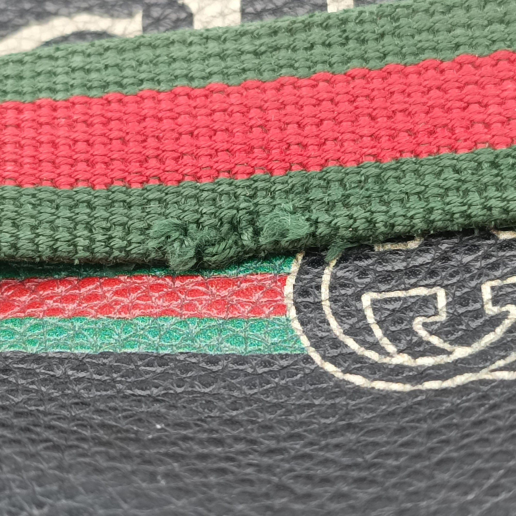 Pre-owned Gucci Print Black Leather 527792 bum bag/waist bag | stylenewstar