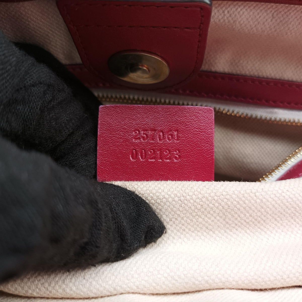 Guccissima Mayfair Rose Leather 257061 H011792691グッチシマ メイフェア ローズ レッド レザー 257061 H011792691
