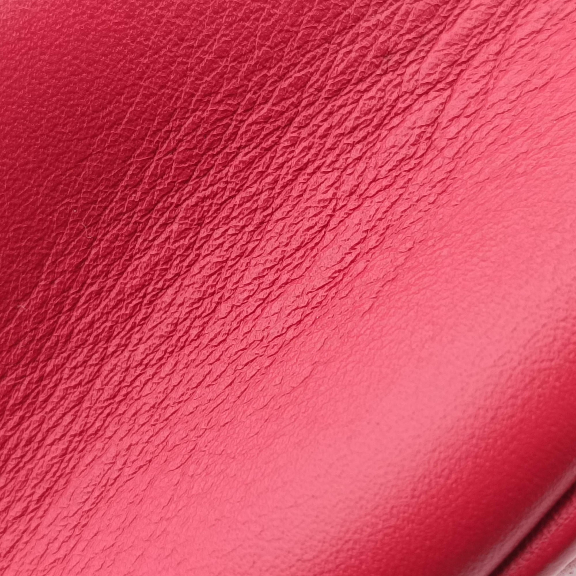 Pre-owned Gucci GG Marmont Red Leather 447632 shoulderbag | stylenewstar
