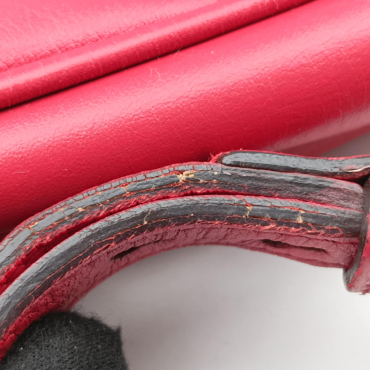 Pre-owned Gucci GG Marmont Red Leather 447632 shoulderbag | stylenewstar