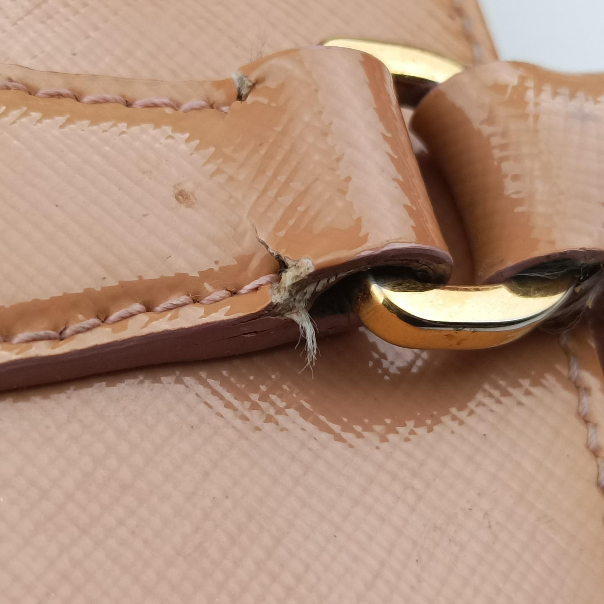 Promenade Beige SAFFIANO patent BN2567 25プロムナード ベージュ サフィアーノ パテント BN2567 25