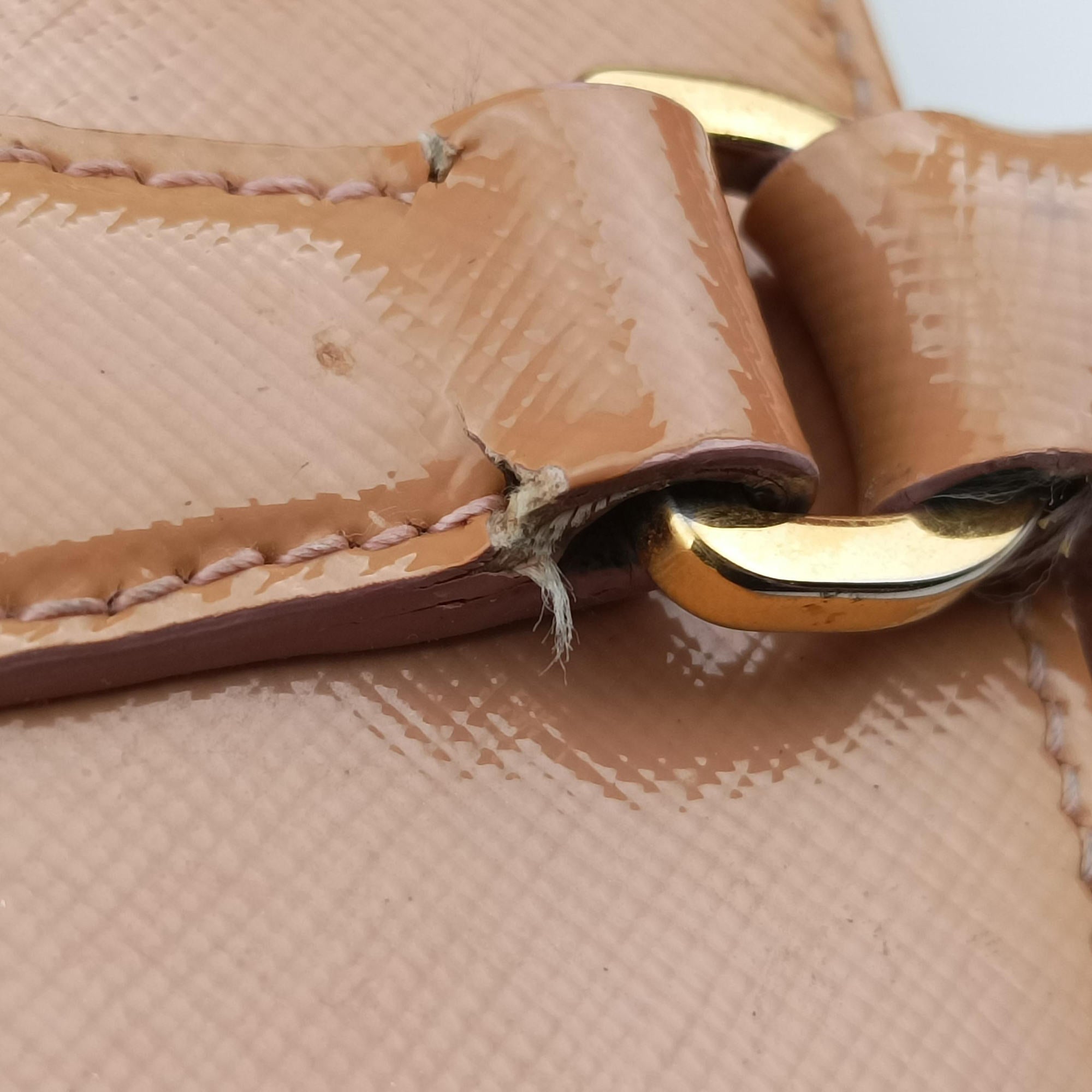 Promenade Beige SAFFIANO patent BN2567 25プロムナード ベージュ サフィアーノ パテント BN2567 25