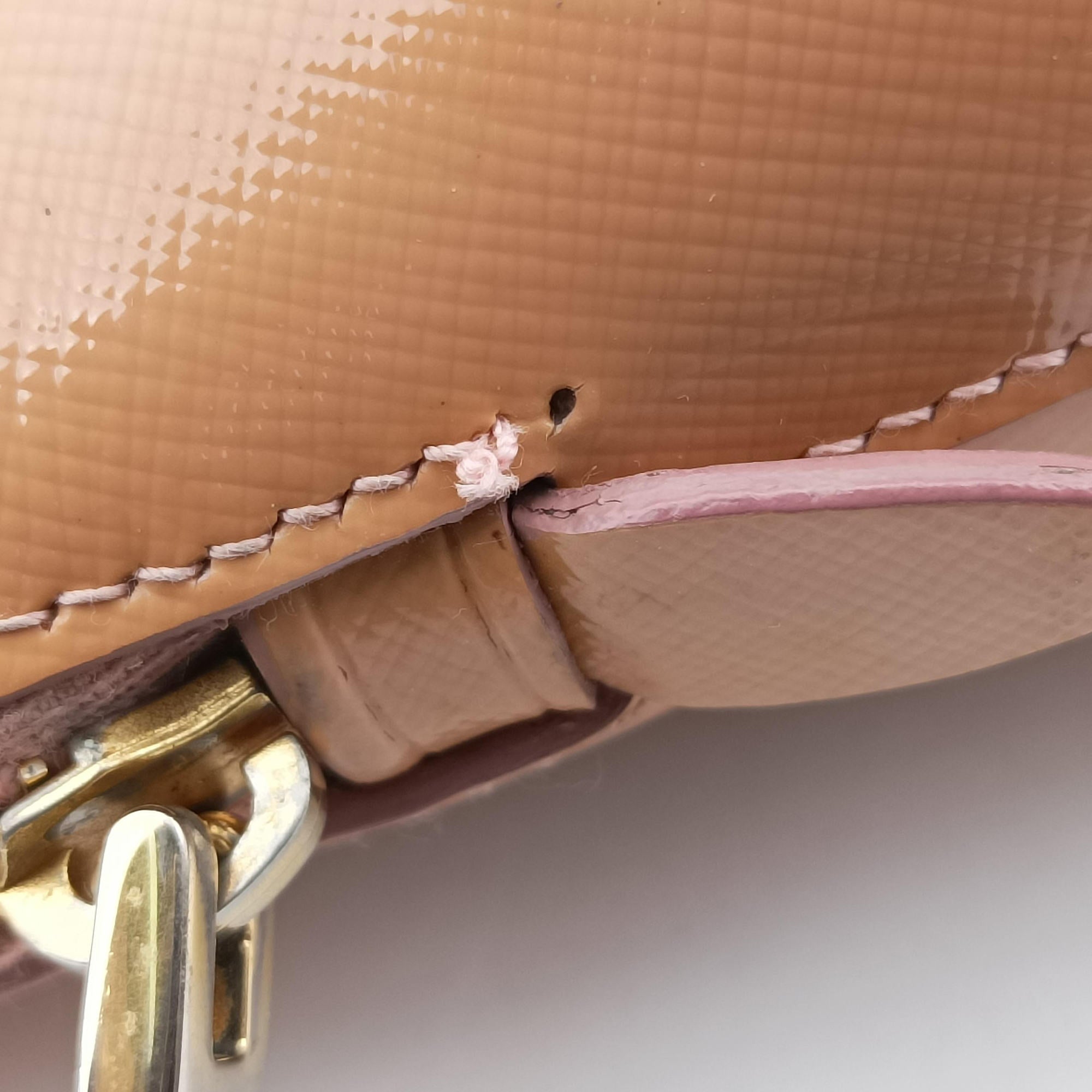 Promenade Beige SAFFIANO patent BN2567 25プロムナード ベージュ サフィアーノ パテント BN2567 25