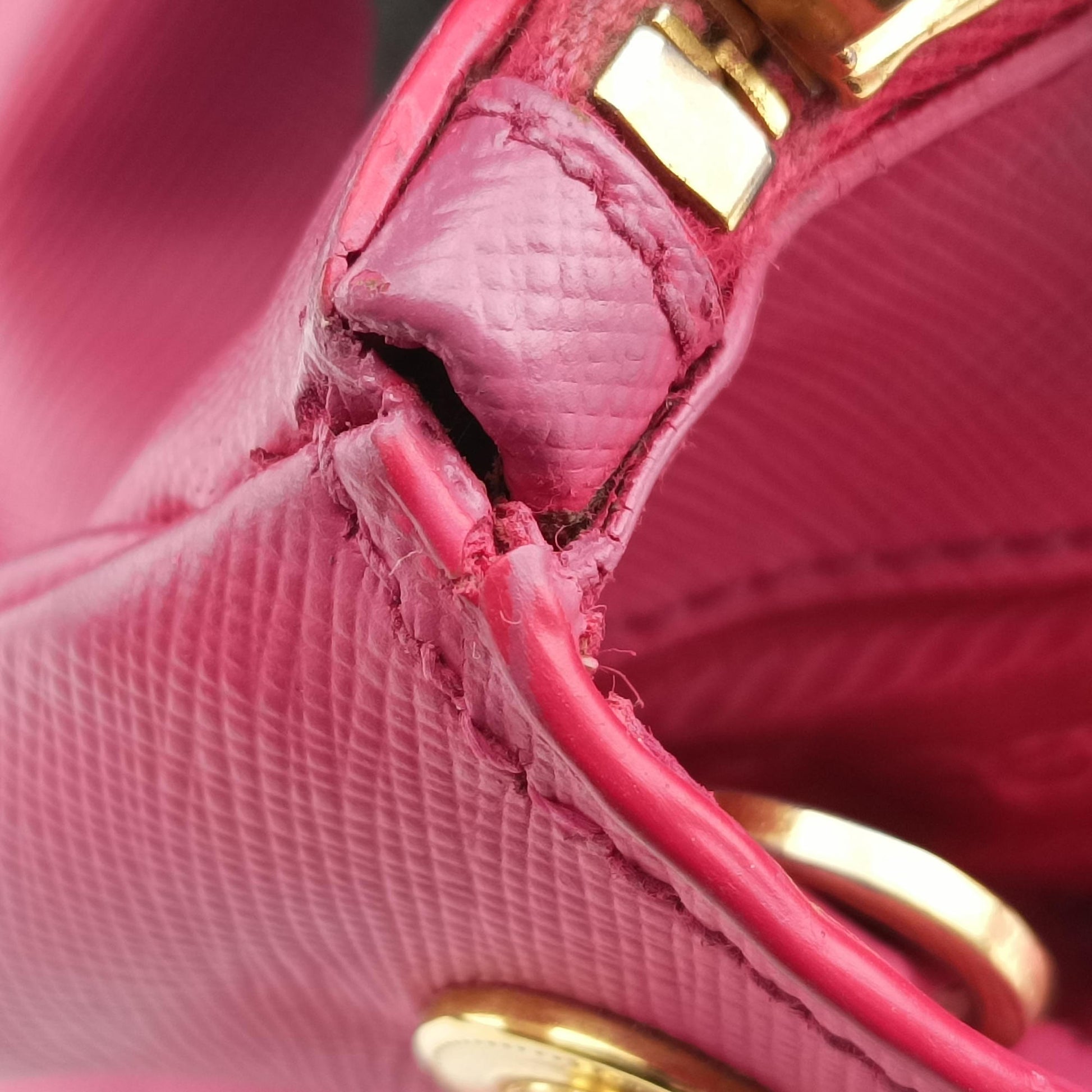 Galleria Pink SAFFIANO Leather BN1786 117ガレリア ピンク サフィアーノレザー BN1786 117