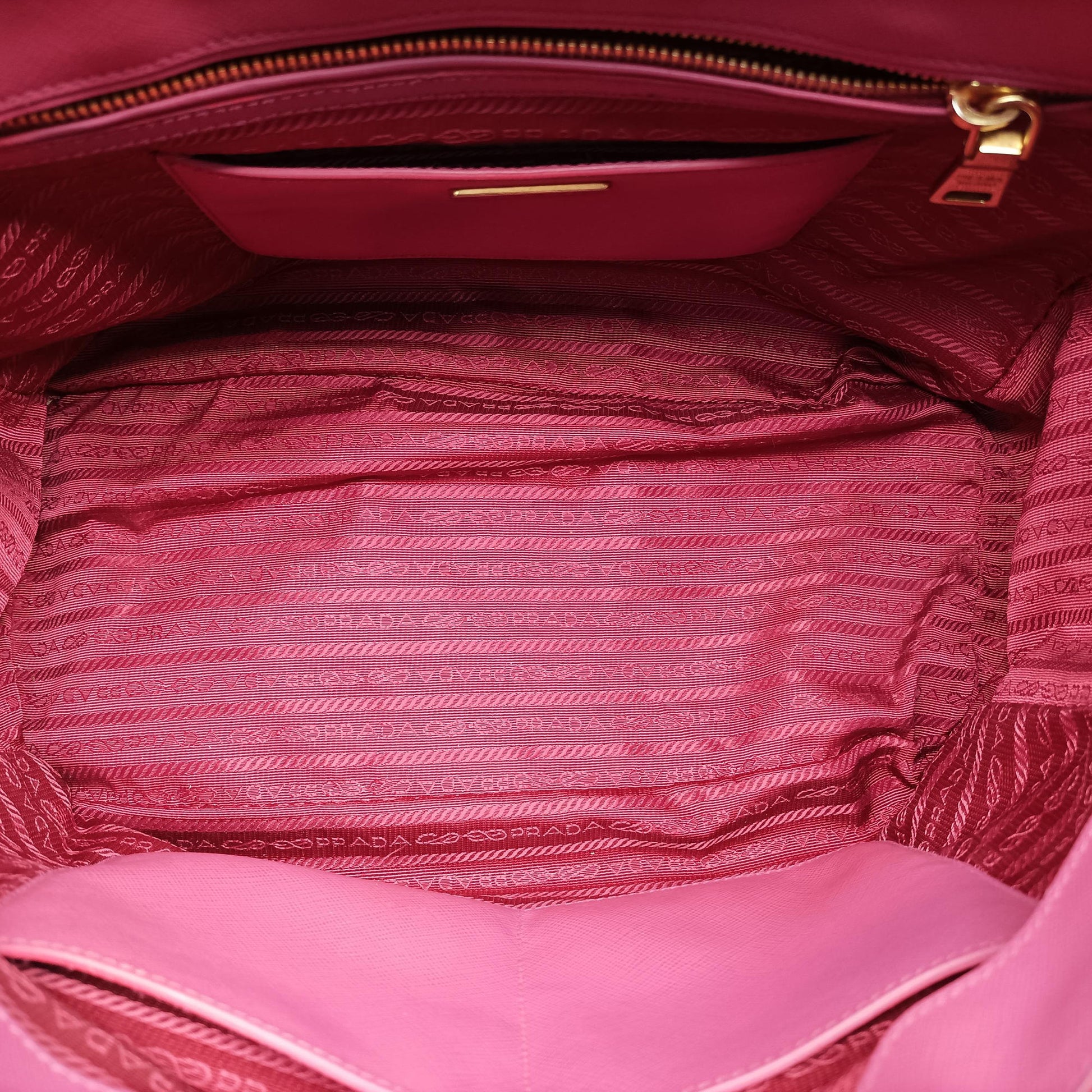 Galleria Pink SAFFIANO Leather BN1786 117ガレリア ピンク サフィアーノレザー BN1786 117