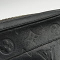 Secondhand Louis Vuitton Duo Messenger Noir Monogram Shadow M69827 shoulderbag | stylenewstar