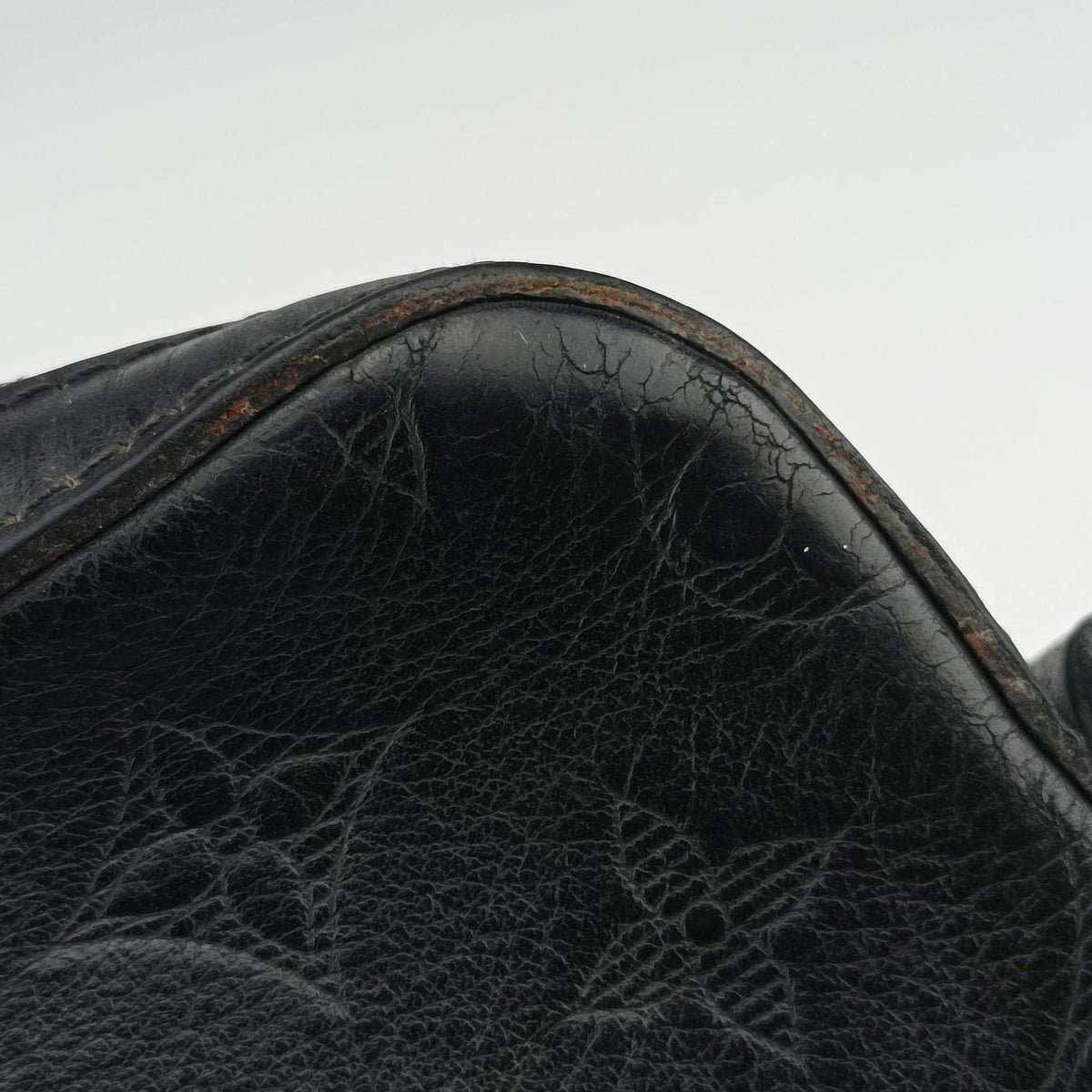 Secondhand Louis Vuitton Duo Messenger Noir Monogram Shadow M69827 shoulderbag | stylenewstar