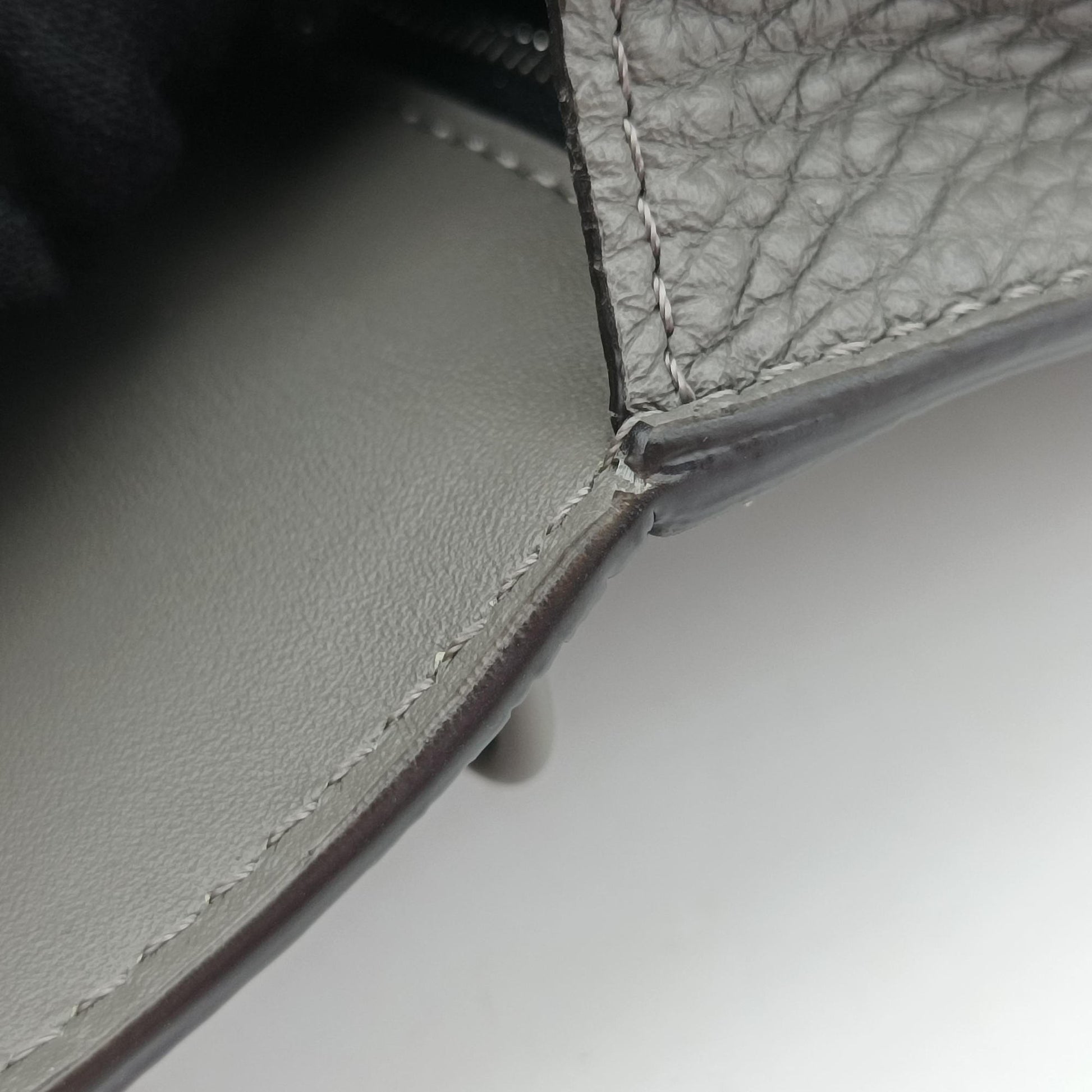 FF Logo Baguette slim Grey Leather 7M0295 7M0295 AGOL 219-0059バゲット スリム グレー レザー 7M0295 7M0295 AGOL 219-0059