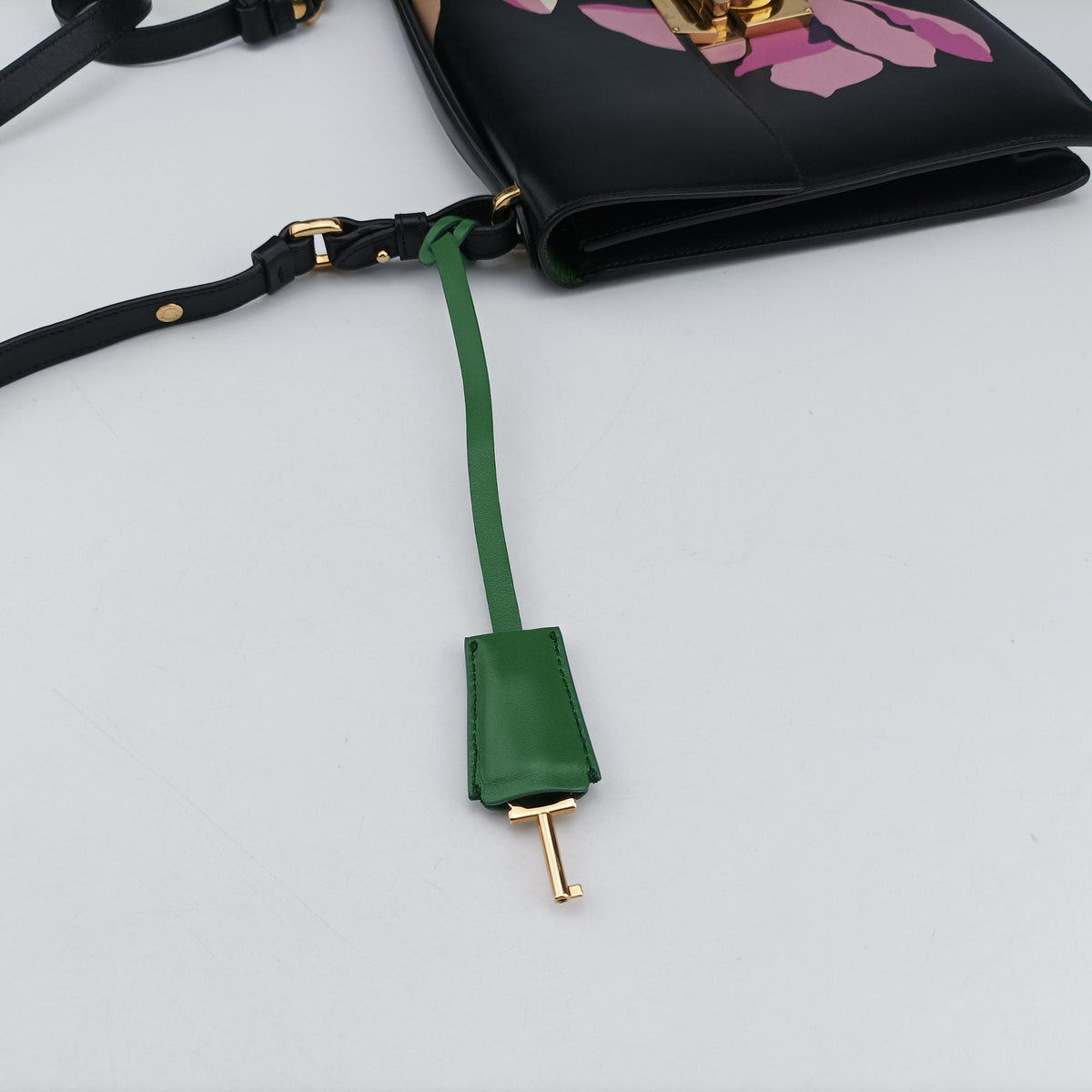 Marisol Floral Print Black x Multicolour Leather DY-21 F616マリソル フローラルプリント ブラック x マルチカラー レザー DY-21 F616